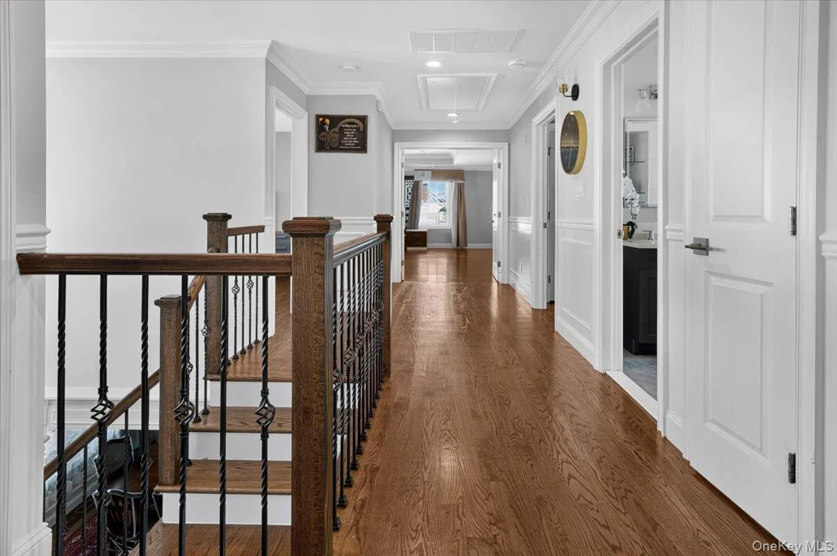 84 Choir Lane, Hempstead, NY, 5 Bedrooms Bedrooms, 12 Rooms Rooms,4 BathroomsBathrooms,Residential,For Rent,Choir,0,1018321 84 Choir Lane, Hempstead, NY, 5 Bedrooms Bedrooms, 12 Rooms Rooms,4 BathroomsBathrooms,Residential,For Rent,Choir,0,1018321