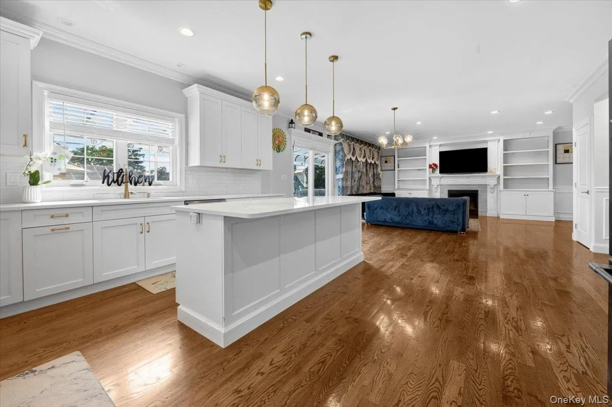 84 Choir Lane, Hempstead, NY, 5 Bedrooms Bedrooms, 12 Rooms Rooms,4 BathroomsBathrooms,Residential,For Rent,Choir,0,1018321 84 Choir Lane, Hempstead, NY, 5 Bedrooms Bedrooms, 12 Rooms Rooms,4 BathroomsBathrooms,Residential,For Rent,Choir,0,1018321