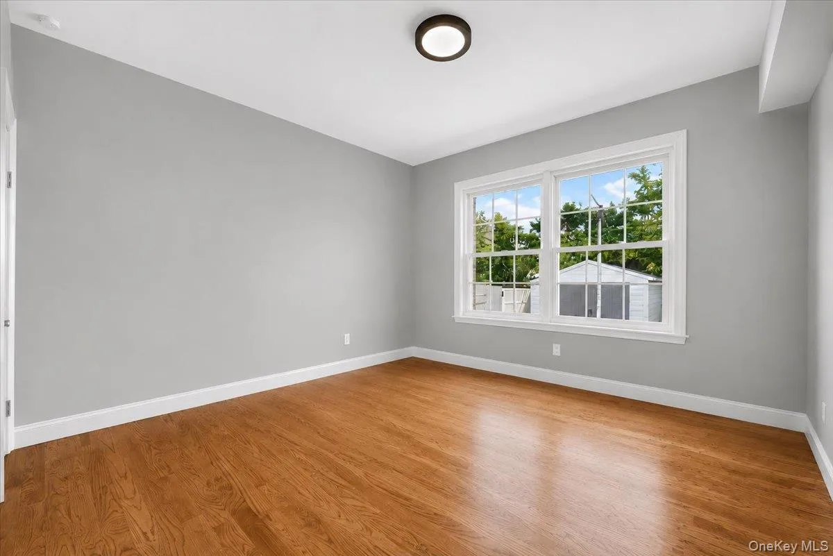 84 Choir Lane, Hempstead, NY, 5 Bedrooms Bedrooms, 12 Rooms Rooms,4 BathroomsBathrooms,Residential,For Rent,Choir,0,1018321 84 Choir Lane, Hempstead, NY, 5 Bedrooms Bedrooms, 12 Rooms Rooms,4 BathroomsBathrooms,Residential,For Rent,Choir,0,1018321