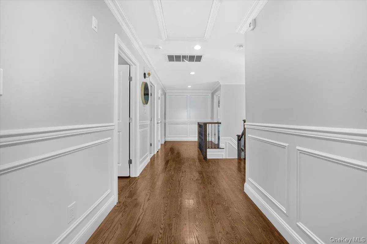 84 Choir Lane, Hempstead, NY, 5 Bedrooms Bedrooms, 12 Rooms Rooms,4 BathroomsBathrooms,Residential,For Rent,Choir,0,1018321 84 Choir Lane, Hempstead, NY, 5 Bedrooms Bedrooms, 12 Rooms Rooms,4 BathroomsBathrooms,Residential,For Rent,Choir,0,1018321
