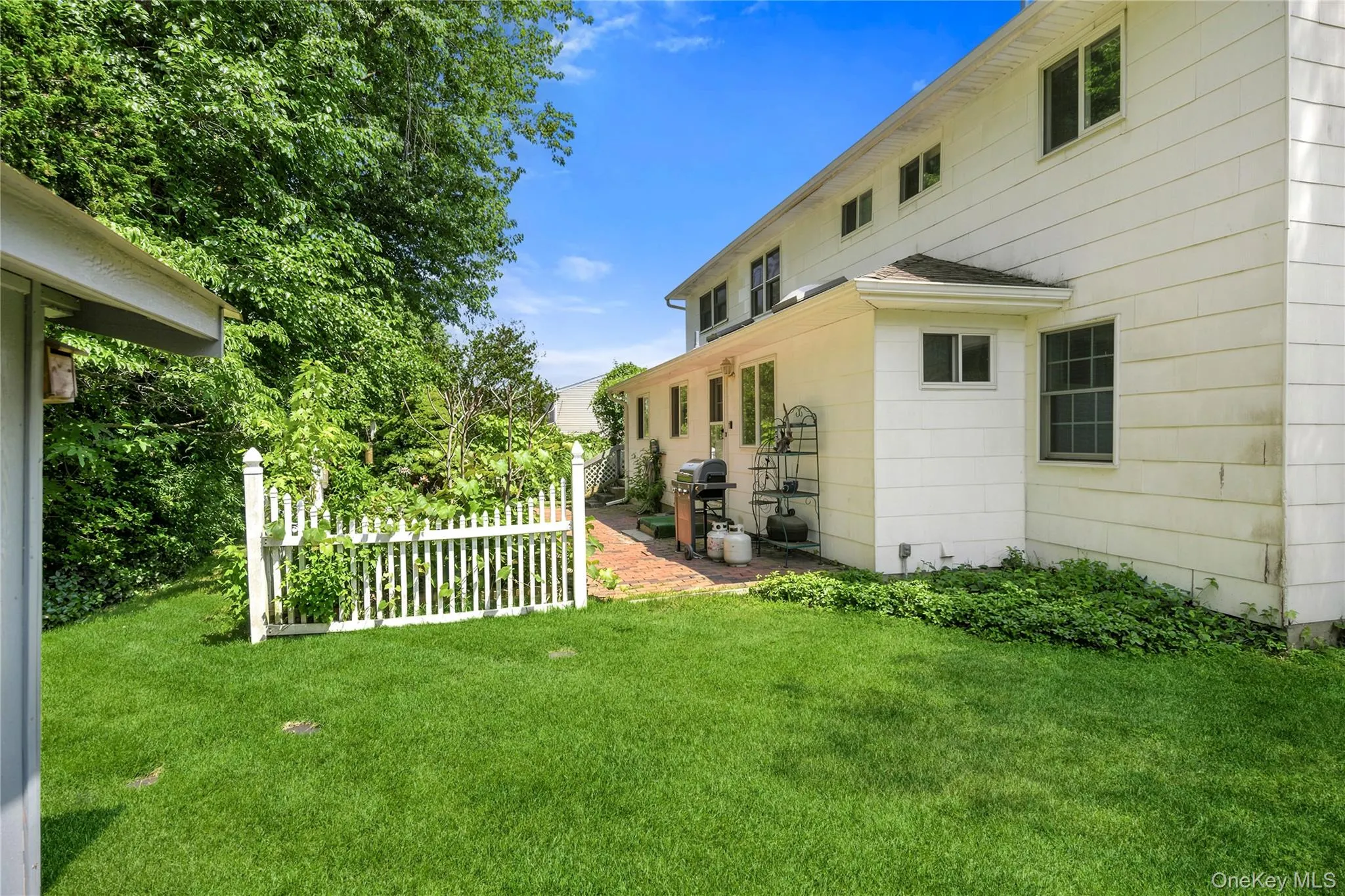 304 Concord Street, Huntington, NY, 6 Bedrooms Bedrooms, 11 Rooms Rooms,2 BathroomsBathrooms,Residential,For Rent,Concord,0,1018326 304 Concord Street, Huntington, NY, 6 Bedrooms Bedrooms, 11 Rooms Rooms,2 BathroomsBathrooms,Residential,For Rent,Concord,0,1018326