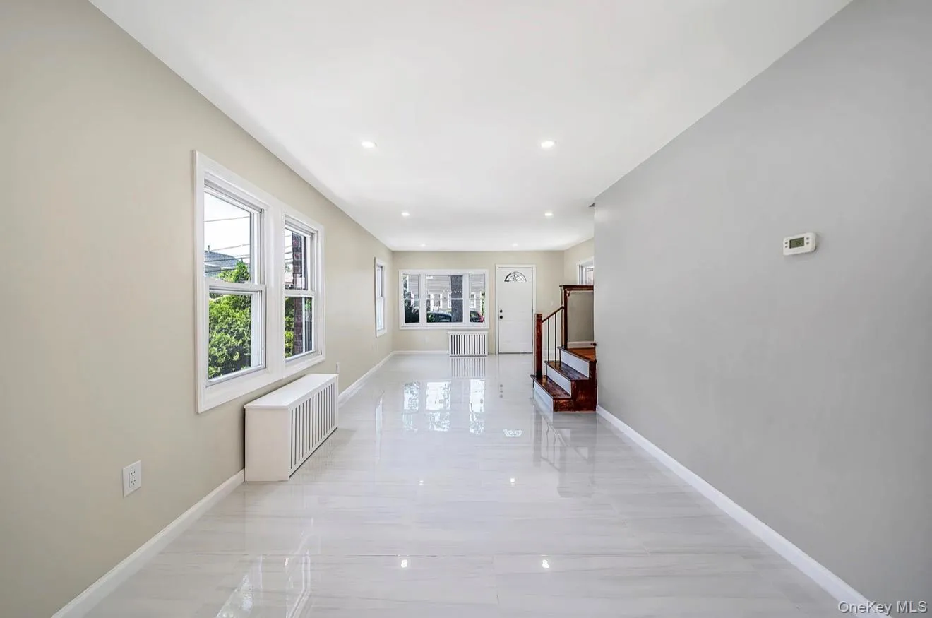 530 Washington Avenue, Hempstead, NY, 3 Bedrooms Bedrooms, 9 Rooms Rooms,2 BathroomsBathrooms,Residential,For Rent,Washington,0,1018328 530 Washington Avenue, Hempstead, NY, 3 Bedrooms Bedrooms, 9 Rooms Rooms,2 BathroomsBathrooms,Residential,For Rent,Washington,0,1018328