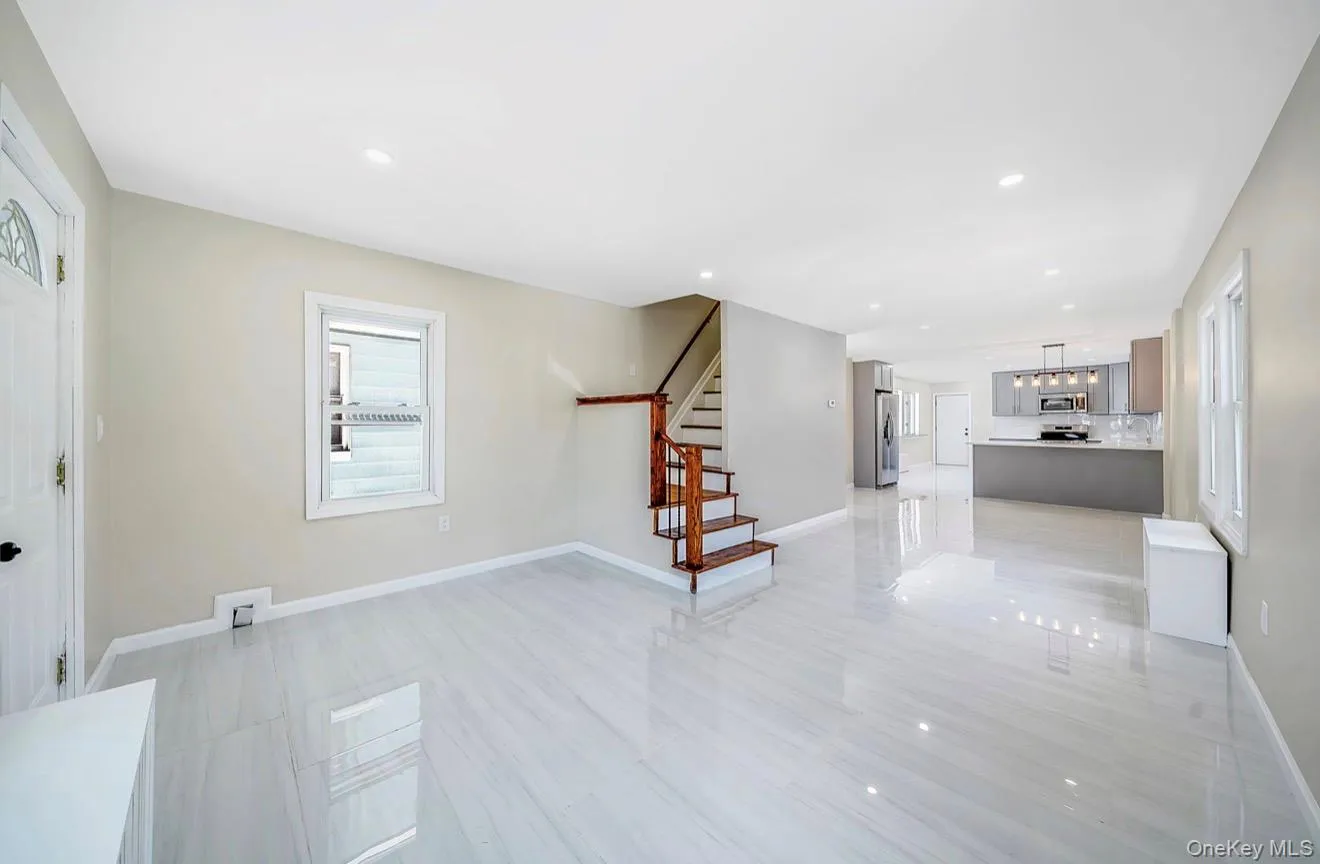 530 Washington Avenue, Hempstead, NY, 3 Bedrooms Bedrooms, 9 Rooms Rooms,2 BathroomsBathrooms,Residential,For Rent,Washington,0,1018328 530 Washington Avenue, Hempstead, NY, 3 Bedrooms Bedrooms, 9 Rooms Rooms,2 BathroomsBathrooms,Residential,For Rent,Washington,0,1018328