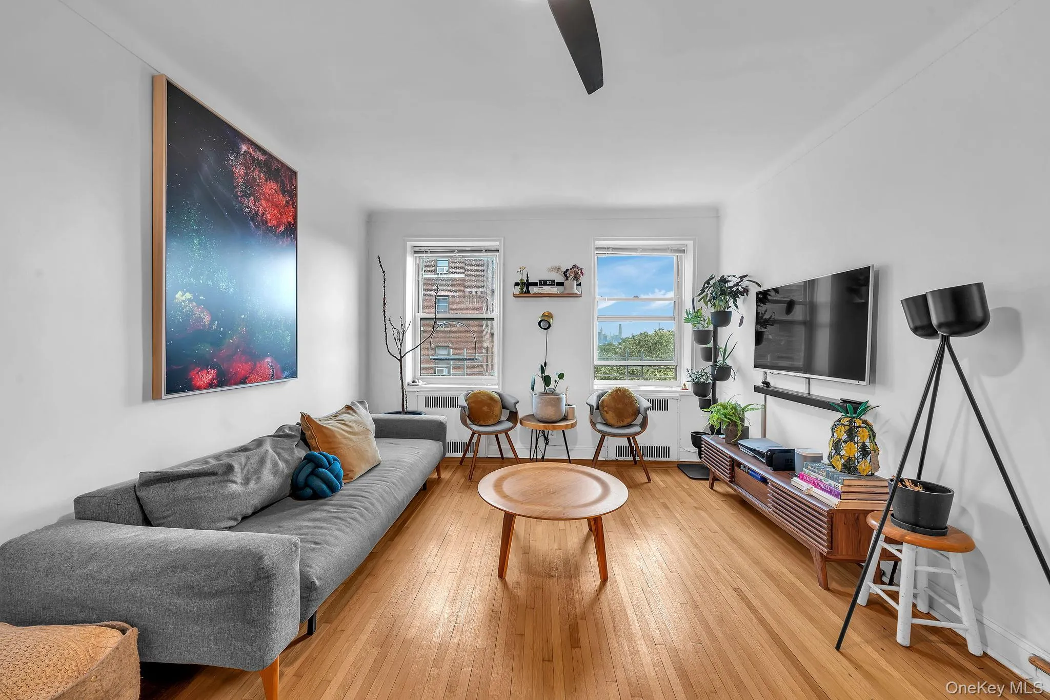 7615 35th Avenue, New York, NY, 2 Bedrooms Bedrooms, 7 Rooms Rooms,1 BathroomBathrooms,Residential,For Rent,35th,0,KEY1018329 7615 35th Avenue, New York, NY, 2 Bedrooms Bedrooms, 7 Rooms Rooms,1 BathroomBathrooms,Residential,For Rent,35th,0,KEY1018329