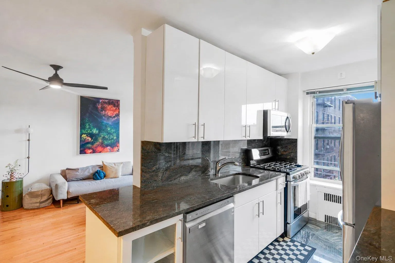 7615 35th Avenue, New York, NY, 2 Bedrooms Bedrooms, 7 Rooms Rooms,1 BathroomBathrooms,Residential,For Rent,35th,0,KEY1018329 7615 35th Avenue, New York, NY, 2 Bedrooms Bedrooms, 7 Rooms Rooms,1 BathroomBathrooms,Residential,For Rent,35th,0,KEY1018329