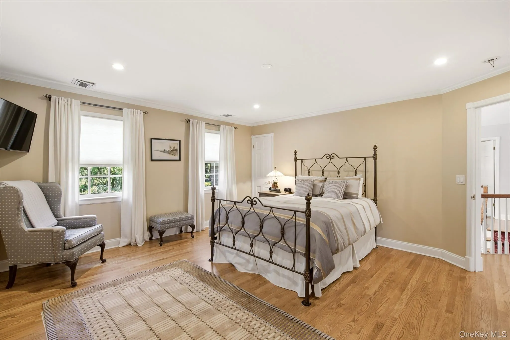 Third bedroom with an en suite bath and large closet. Third bedroom with an en suite bath and large closet.