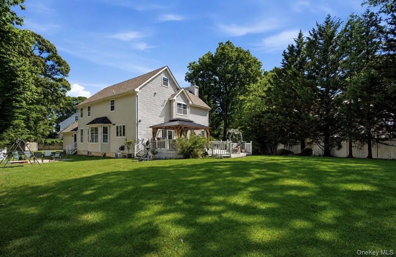 10 Chapel Hill Road, Brookhaven, NY, 4 Bedrooms Bedrooms, 8 Rooms Rooms,2 BathroomsBathrooms,Residential,For Rent,Chapel Hill,0,KEY1018331 10 Chapel Hill Road, Brookhaven, NY, 4 Bedrooms Bedrooms, 8 Rooms Rooms,2 BathroomsBathrooms,Residential,For Rent,Chapel Hill,0,KEY1018331