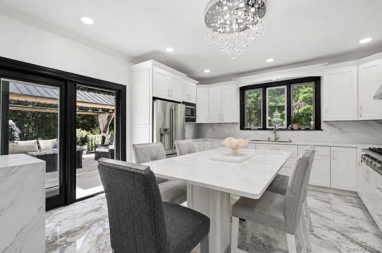 10 Chapel Hill Road, Brookhaven, NY, 4 Bedrooms Bedrooms, 8 Rooms Rooms,2 BathroomsBathrooms,Residential,For Rent,Chapel Hill,0,KEY1018331 10 Chapel Hill Road, Brookhaven, NY, 4 Bedrooms Bedrooms, 8 Rooms Rooms,2 BathroomsBathrooms,Residential,For Rent,Chapel Hill,0,KEY1018331