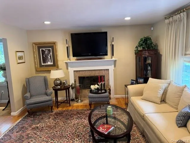 41 Shady Lane, Huntington, NY, 4 Bedrooms Bedrooms, 8 Rooms Rooms,2 BathroomsBathrooms,Residential,For Rent,Shady,0,KEY1018333 41 Shady Lane, Huntington, NY, 4 Bedrooms Bedrooms, 8 Rooms Rooms,2 BathroomsBathrooms,Residential,For Rent,Shady,0,KEY1018333