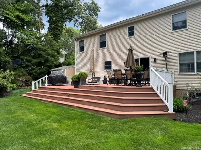 41 Shady Lane, Huntington, NY, 4 Bedrooms Bedrooms, 8 Rooms Rooms,2 BathroomsBathrooms,Residential,For Rent,Shady,0,KEY1018333 41 Shady Lane, Huntington, NY, 4 Bedrooms Bedrooms, 8 Rooms Rooms,2 BathroomsBathrooms,Residential,For Rent,Shady,0,KEY1018333