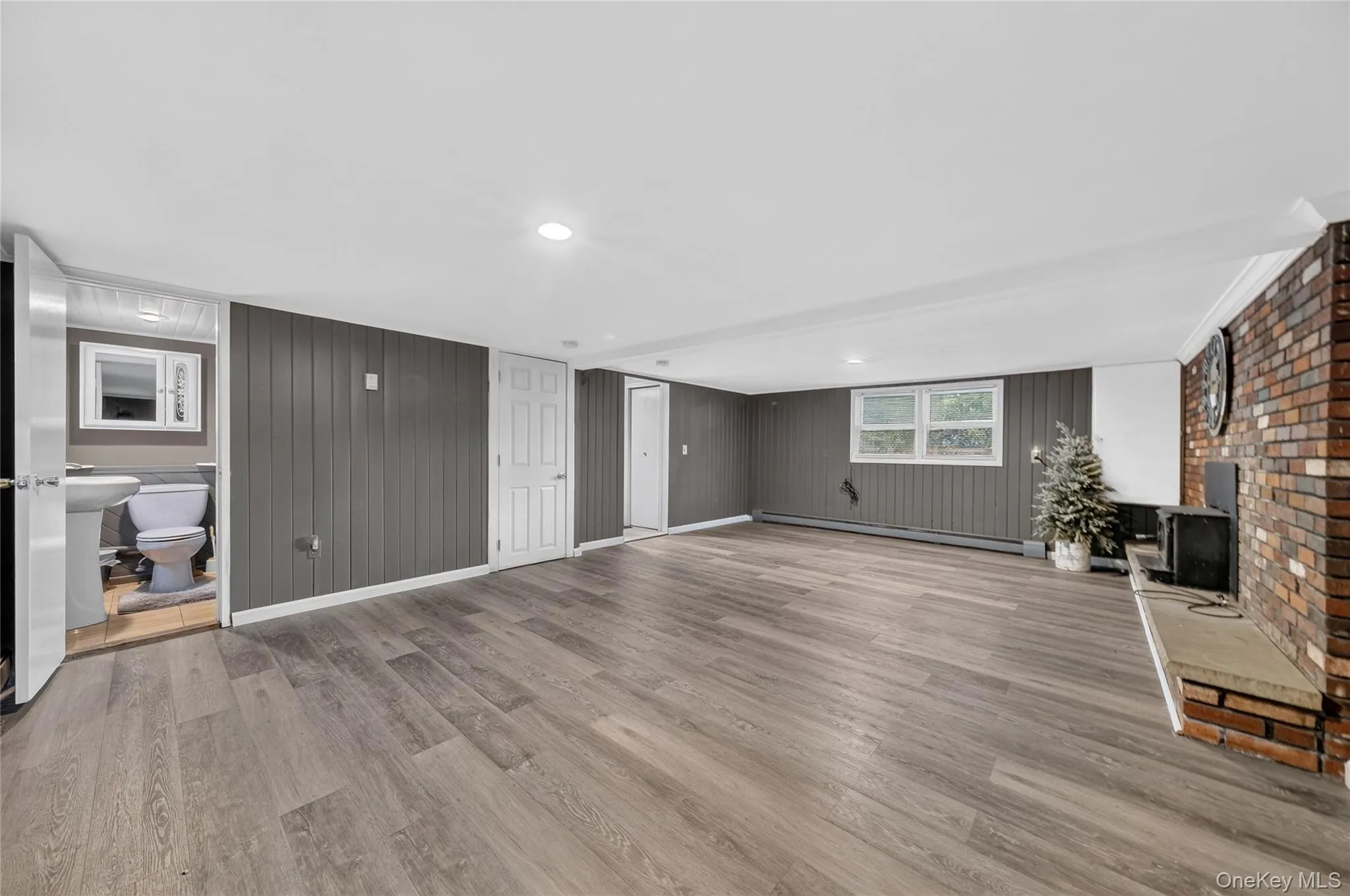 18 Pine Ridge Drive, Wappinger, NY, 3 Bedrooms Bedrooms, 7 Rooms Rooms,1 BathroomBathrooms,Residential,For Rent,Pine Ridge,0,1018334 18 Pine Ridge Drive, Wappinger, NY, 3 Bedrooms Bedrooms, 7 Rooms Rooms,1 BathroomBathrooms,Residential,For Rent,Pine Ridge,0,1018334