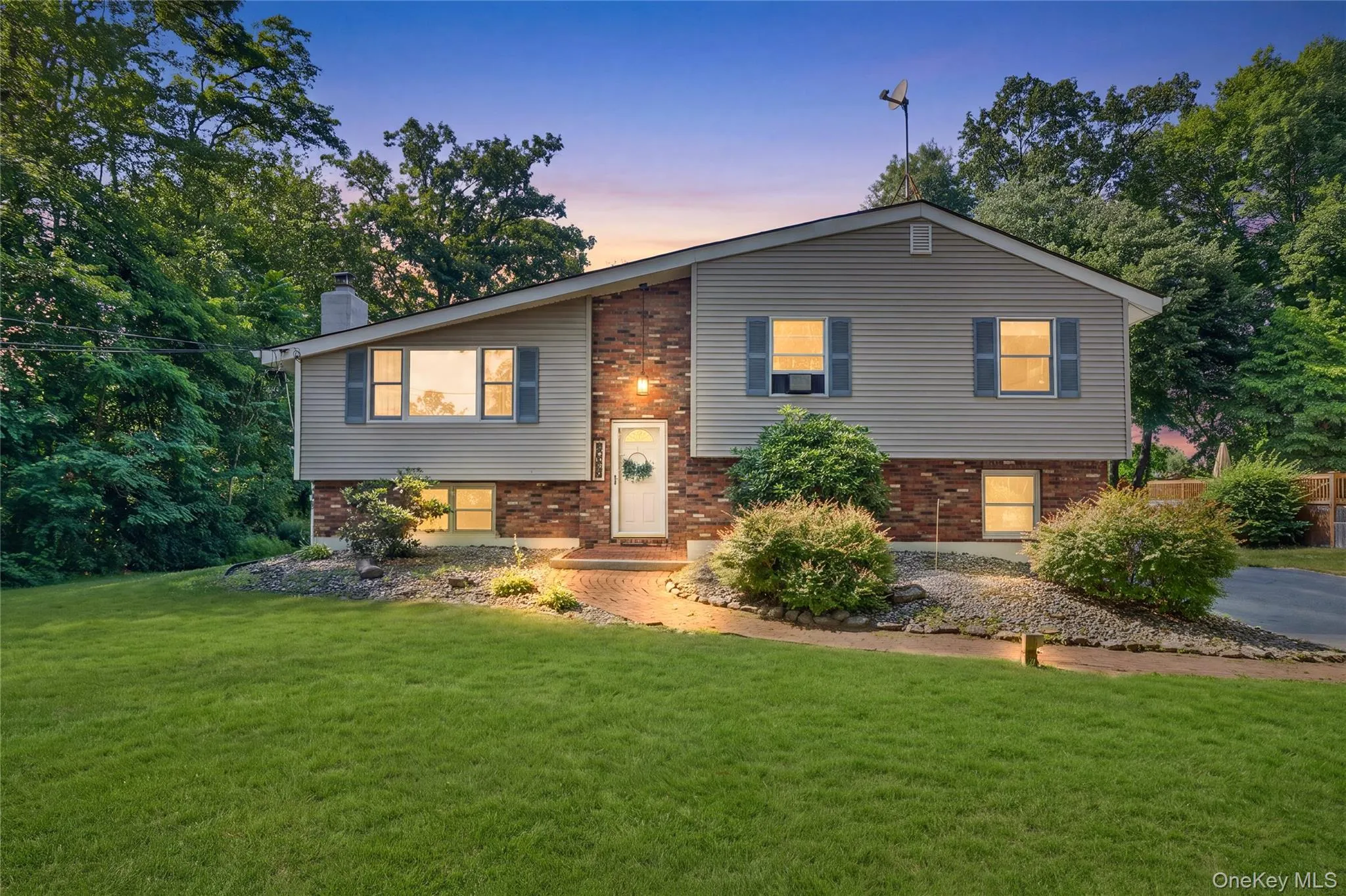 18 Pine Ridge Drive, Wappinger, NY, 3 Bedrooms Bedrooms, 7 Rooms Rooms,1 BathroomBathrooms,Residential,For Rent,Pine Ridge,0,1018334 18 Pine Ridge Drive, Wappinger, NY, 3 Bedrooms Bedrooms, 7 Rooms Rooms,1 BathroomBathrooms,Residential,For Rent,Pine Ridge,0,1018334