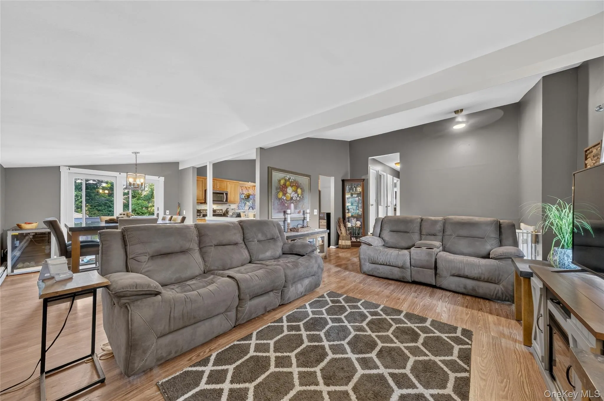 18 Pine Ridge Drive, Wappinger, NY, 3 Bedrooms Bedrooms, 7 Rooms Rooms,1 BathroomBathrooms,Residential,For Rent,Pine Ridge,0,1018334 18 Pine Ridge Drive, Wappinger, NY, 3 Bedrooms Bedrooms, 7 Rooms Rooms,1 BathroomBathrooms,Residential,For Rent,Pine Ridge,0,1018334