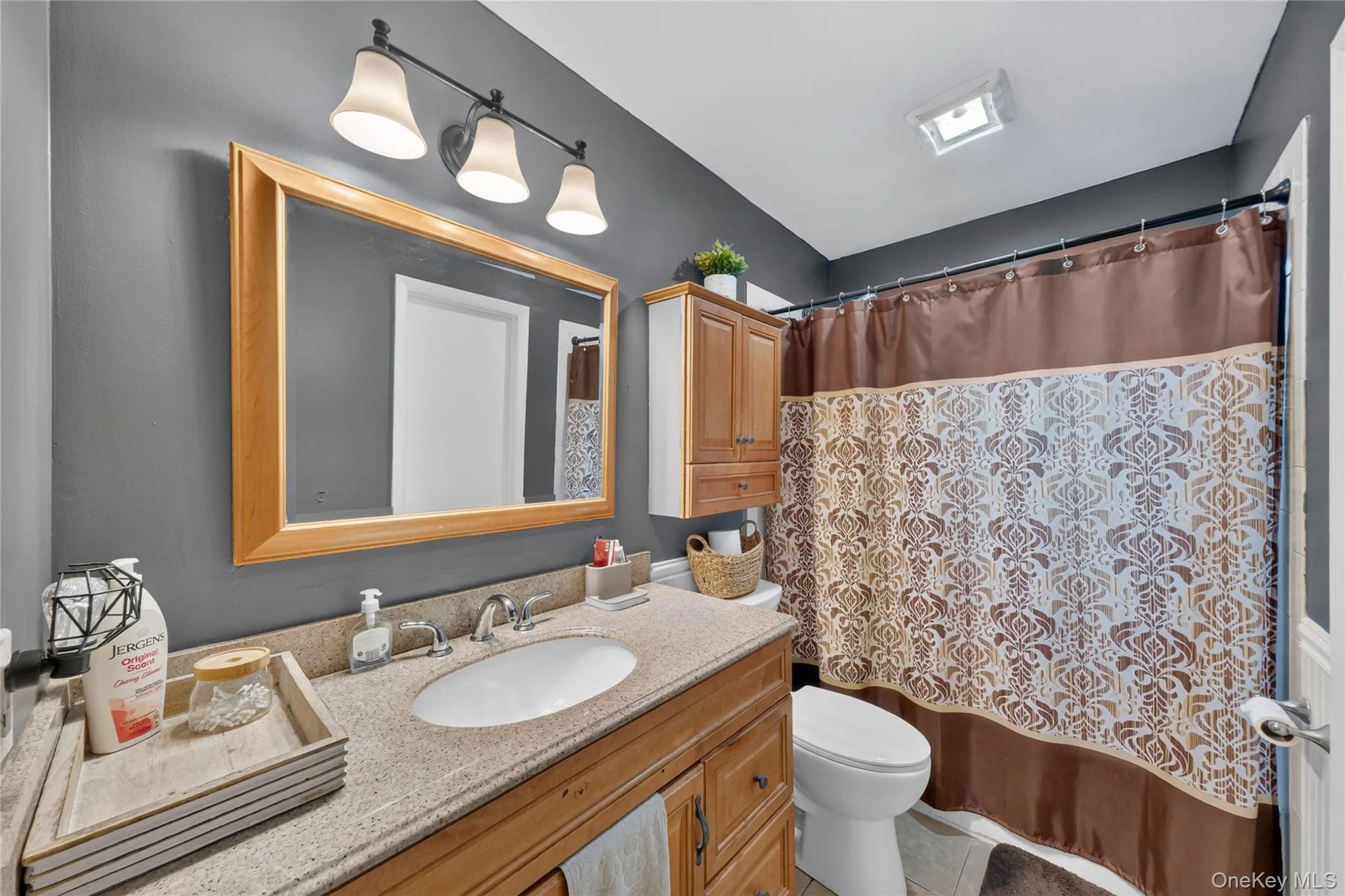 18 Pine Ridge Drive, Wappinger, NY, 3 Bedrooms Bedrooms, 7 Rooms Rooms,1 BathroomBathrooms,Residential,For Rent,Pine Ridge,0,1018334 18 Pine Ridge Drive, Wappinger, NY, 3 Bedrooms Bedrooms, 7 Rooms Rooms,1 BathroomBathrooms,Residential,For Rent,Pine Ridge,0,1018334