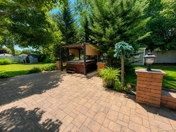 21 Kevin Road, Huntington, NY, 4 Bedrooms Bedrooms, 13 Rooms Rooms,3 BathroomsBathrooms,Residential,For Rent,Kevin,0,KEY1018339 21 Kevin Road, Huntington, NY, 4 Bedrooms Bedrooms, 13 Rooms Rooms,3 BathroomsBathrooms,Residential,For Rent,Kevin,0,KEY1018339