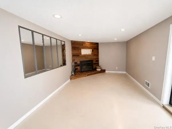 21 Kevin Road, Huntington, NY, 4 Bedrooms Bedrooms, 13 Rooms Rooms,3 BathroomsBathrooms,Residential,For Rent,Kevin,0,KEY1018339 21 Kevin Road, Huntington, NY, 4 Bedrooms Bedrooms, 13 Rooms Rooms,3 BathroomsBathrooms,Residential,For Rent,Kevin,0,KEY1018339
