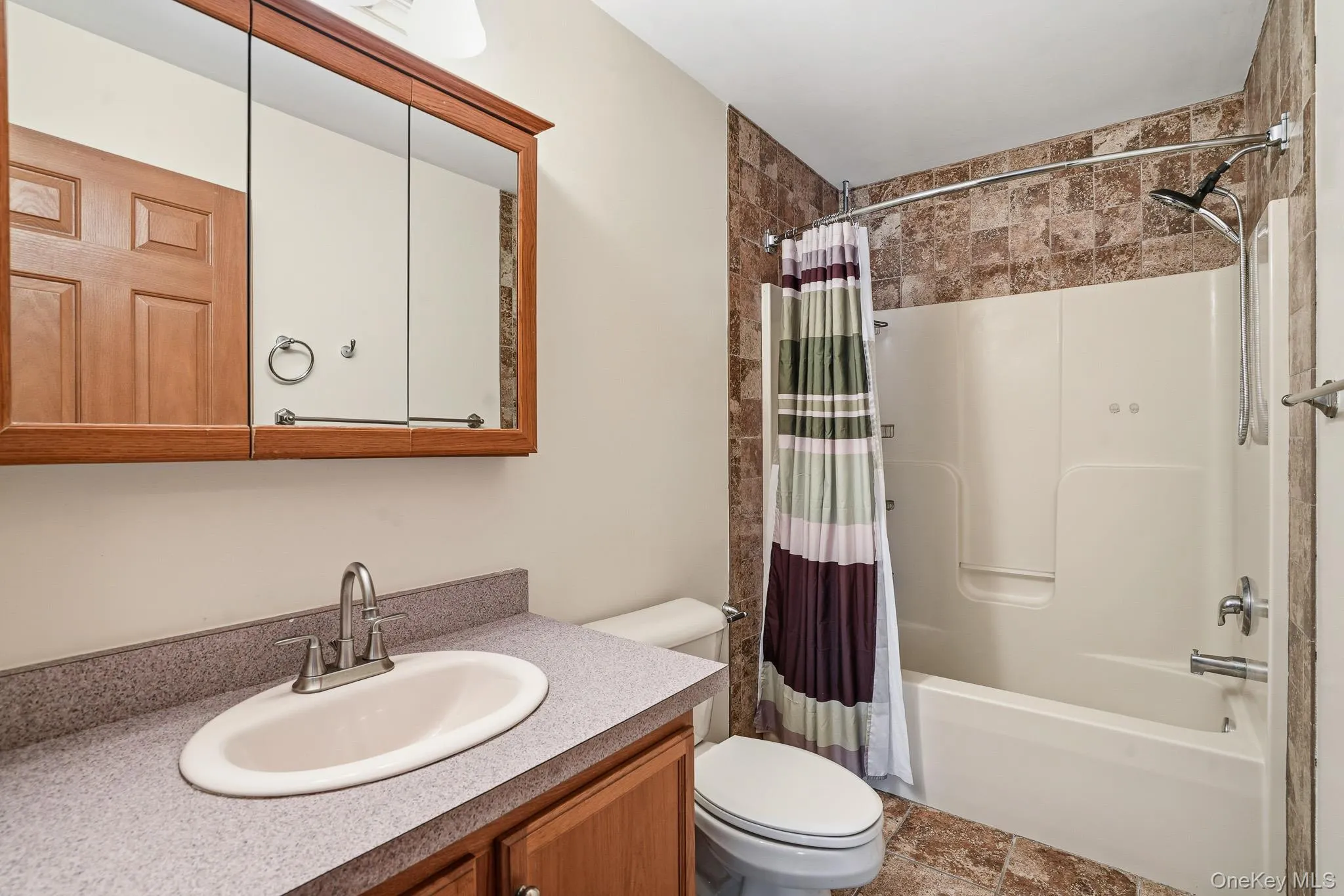 74 Losee Road, Wappinger, NY, 4 Bedrooms Bedrooms, 11 Rooms Rooms,2 BathroomsBathrooms,Residential,For Rent,Losee,0,1018340 74 Losee Road, Wappinger, NY, 4 Bedrooms Bedrooms, 11 Rooms Rooms,2 BathroomsBathrooms,Residential,For Rent,Losee,0,1018340