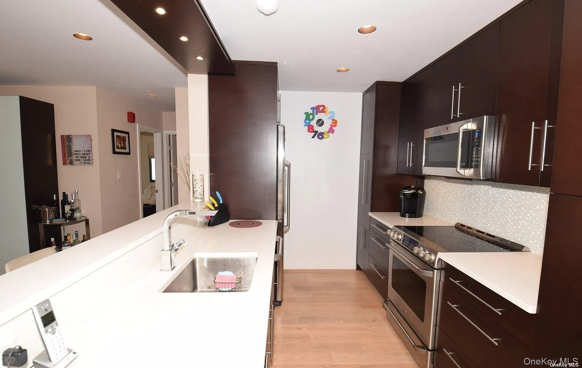 360 Shore Road, Long Beach, NY, 2 Bedrooms Bedrooms, 5 Rooms Rooms,2 BathroomsBathrooms,Residential Lease,For Rent,Shore,0,KEY1018341 360 Shore Road, Long Beach, NY, 2 Bedrooms Bedrooms, 5 Rooms Rooms,2 BathroomsBathrooms,Residential Lease,For Rent,Shore,0,KEY1018341