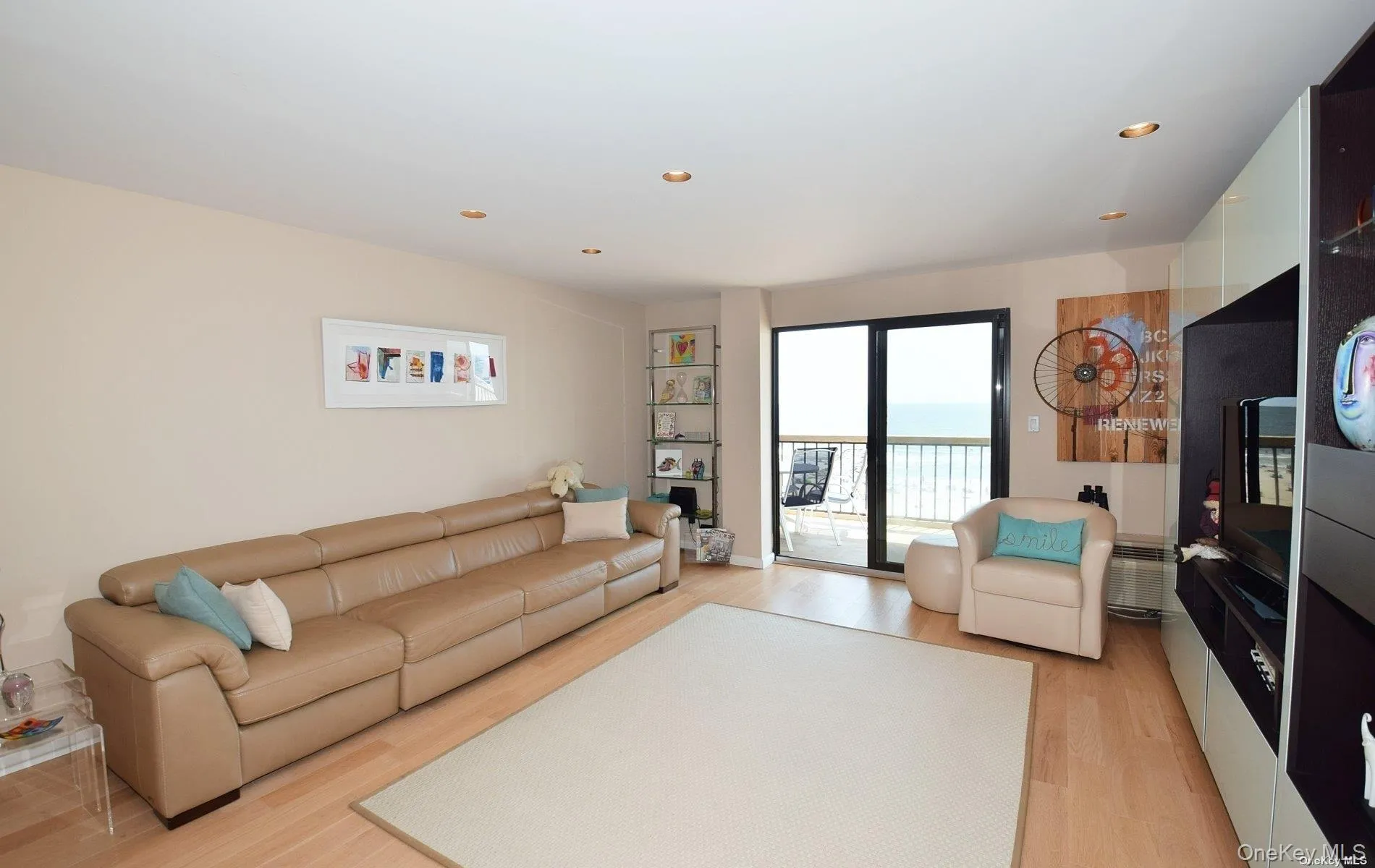 360 Shore Road, Long Beach, NY, 2 Bedrooms Bedrooms, 5 Rooms Rooms,2 BathroomsBathrooms,Residential Lease,For Rent,Shore,0,KEY1018341 360 Shore Road, Long Beach, NY, 2 Bedrooms Bedrooms, 5 Rooms Rooms,2 BathroomsBathrooms,Residential Lease,For Rent,Shore,0,KEY1018341