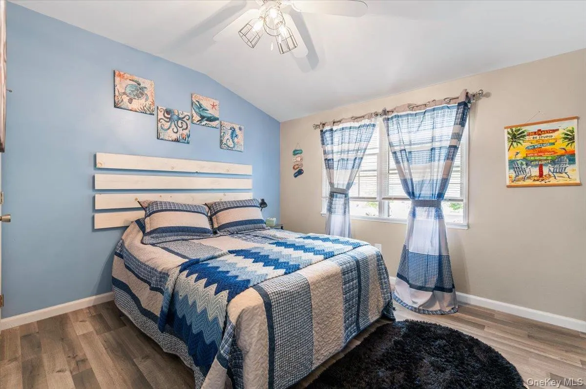 45 Concord Avenue, Oyster Bay, NY, 3 Bedrooms Bedrooms, 6 Rooms Rooms,2 BathroomsBathrooms,Residential,For Rent,Concord,0,1018345 45 Concord Avenue, Oyster Bay, NY, 3 Bedrooms Bedrooms, 6 Rooms Rooms,2 BathroomsBathrooms,Residential,For Rent,Concord,0,1018345