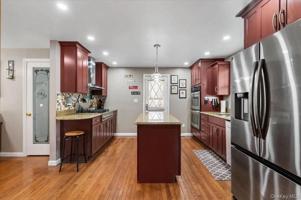 45 Concord Avenue, Oyster Bay, NY, 3 Bedrooms Bedrooms, 6 Rooms Rooms,2 BathroomsBathrooms,Residential,For Rent,Concord,0,1018345 45 Concord Avenue, Oyster Bay, NY, 3 Bedrooms Bedrooms, 6 Rooms Rooms,2 BathroomsBathrooms,Residential,For Rent,Concord,0,1018345