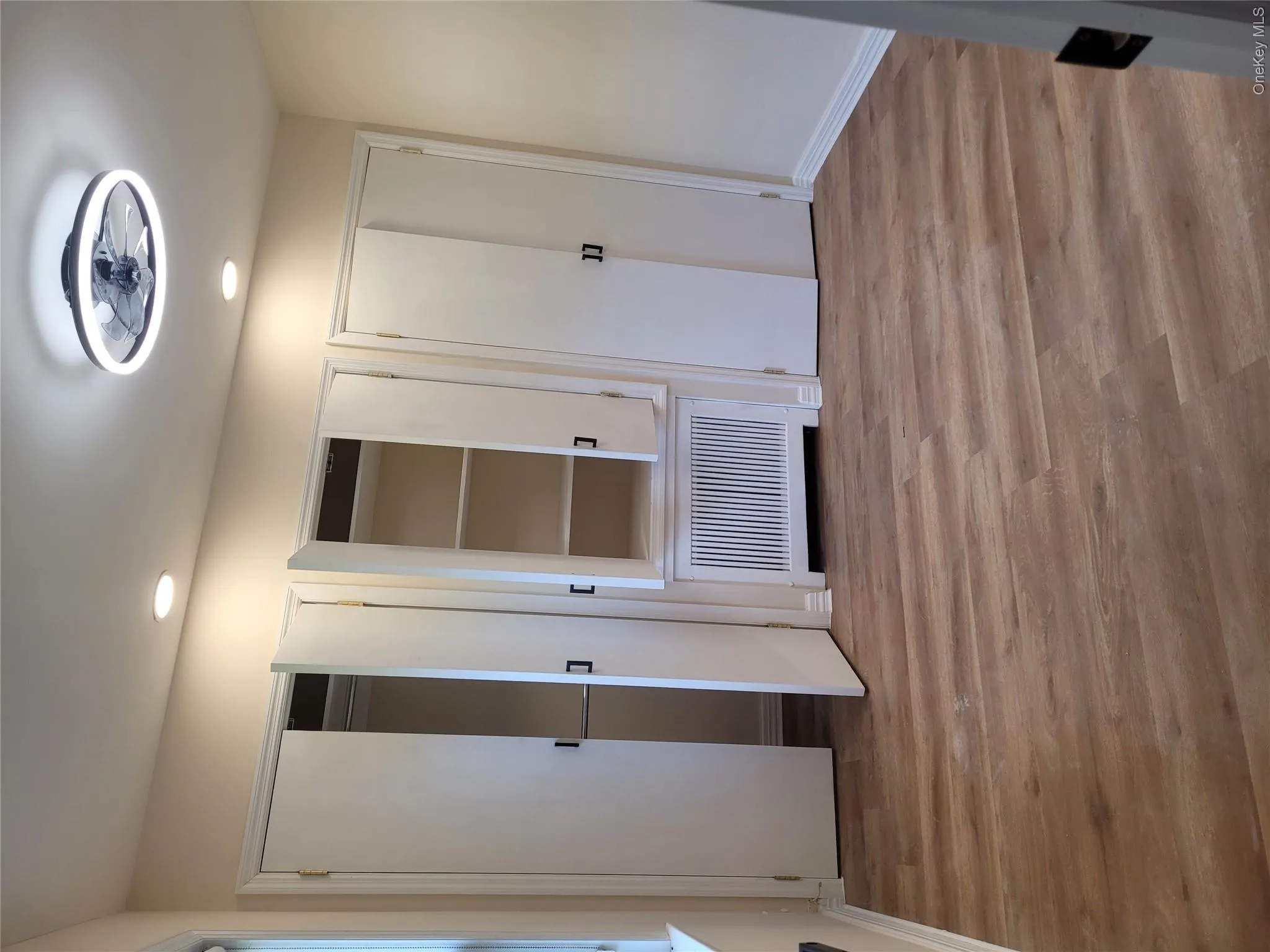 21104 Richland Avenue, New York, NY, 4 Bedrooms Bedrooms, 7 Rooms Rooms,3 BathroomsBathrooms,Residential,For Rent,Richland,0,KEY1018347 21104 Richland Avenue, New York, NY, 4 Bedrooms Bedrooms, 7 Rooms Rooms,3 BathroomsBathrooms,Residential,For Rent,Richland,0,KEY1018347