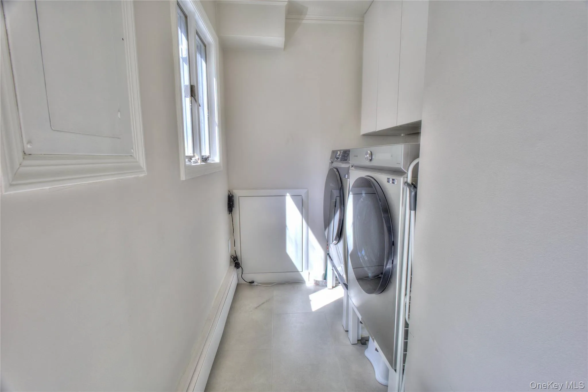 18 Seaview Lane, North Hempstead, NY, 4 Bedrooms Bedrooms, 8 Rooms Rooms,2 BathroomsBathrooms,Residential Lease,For Rent,Seaview,0,KEY1018349 18 Seaview Lane, North Hempstead, NY, 4 Bedrooms Bedrooms, 8 Rooms Rooms,2 BathroomsBathrooms,Residential Lease,For Rent,Seaview,0,KEY1018349