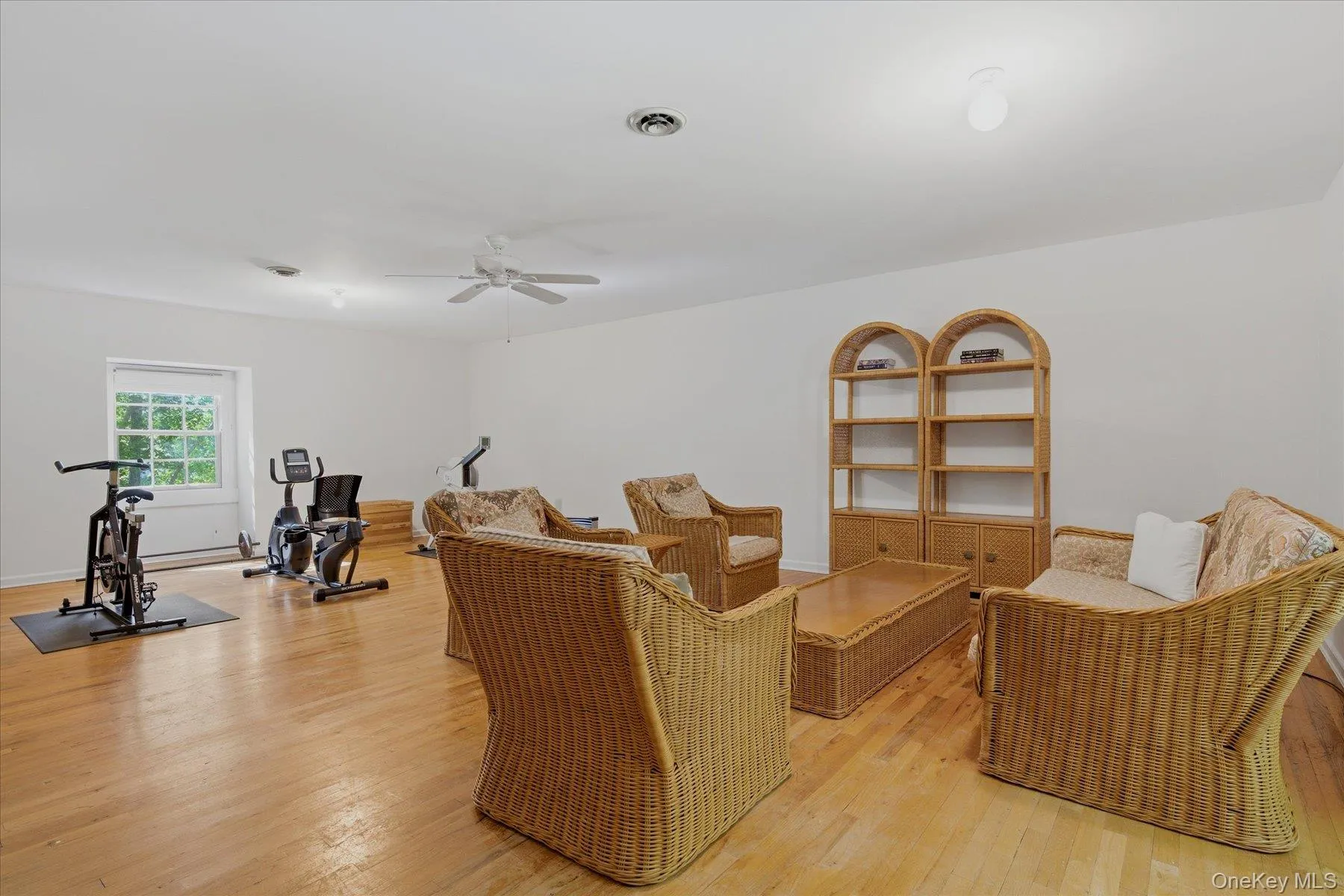 44 Georgica Close Road, East Hampton, NY, 6 Bedrooms Bedrooms, 12 Rooms Rooms,6 BathroomsBathrooms,Residential,For Rent,Georgica Close,0,1018353 44 Georgica Close Road, East Hampton, NY, 6 Bedrooms Bedrooms, 12 Rooms Rooms,6 BathroomsBathrooms,Residential,For Rent,Georgica Close,0,1018353