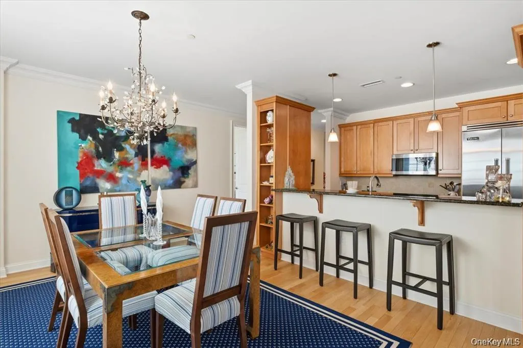 1 Christie Place, Scarsdale, NY, 2 Bedrooms Bedrooms, 5 Rooms Rooms,2 BathroomsBathrooms,Residential Lease,For Rent,Christie,0,KEY1018356 1 Christie Place, Scarsdale, NY, 2 Bedrooms Bedrooms, 5 Rooms Rooms,2 BathroomsBathrooms,Residential Lease,For Rent,Christie,0,KEY1018356