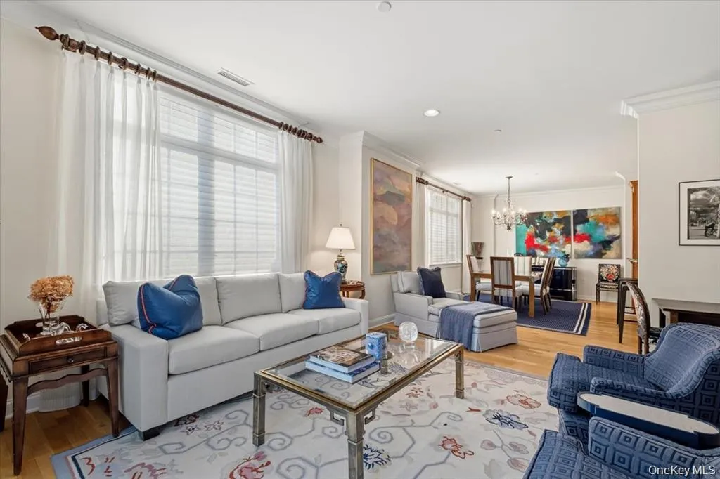 1 Christie Place, Scarsdale, NY, 2 Bedrooms Bedrooms, 5 Rooms Rooms,2 BathroomsBathrooms,Residential Lease,For Rent,Christie,0,KEY1018356 1 Christie Place, Scarsdale, NY, 2 Bedrooms Bedrooms, 5 Rooms Rooms,2 BathroomsBathrooms,Residential Lease,For Rent,Christie,0,KEY1018356