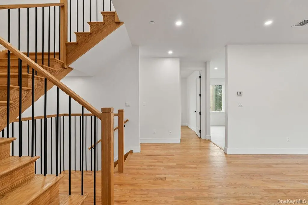 1 Homestead Lane, Ramapo, NY, 5 Bedrooms Bedrooms, 10 Rooms Rooms,3 BathroomsBathrooms,Residential,For Rent,Homestead,0,KEY1018361 1 Homestead Lane, Ramapo, NY, 5 Bedrooms Bedrooms, 10 Rooms Rooms,3 BathroomsBathrooms,Residential,For Rent,Homestead,0,KEY1018361