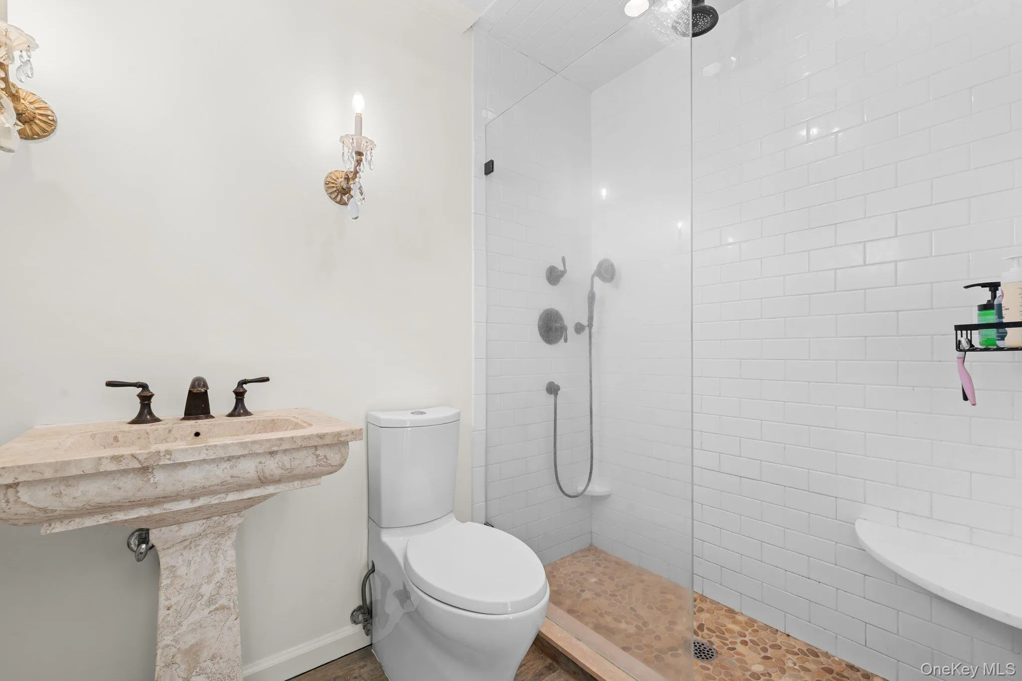 84 Evergreen Avenue, Brookhaven, NY, 3 Bedrooms Bedrooms, 7 Rooms Rooms,2 BathroomsBathrooms,Residential,For Rent,Evergreen,0,KEY1018363 84 Evergreen Avenue, Brookhaven, NY, 3 Bedrooms Bedrooms, 7 Rooms Rooms,2 BathroomsBathrooms,Residential,For Rent,Evergreen,0,KEY1018363