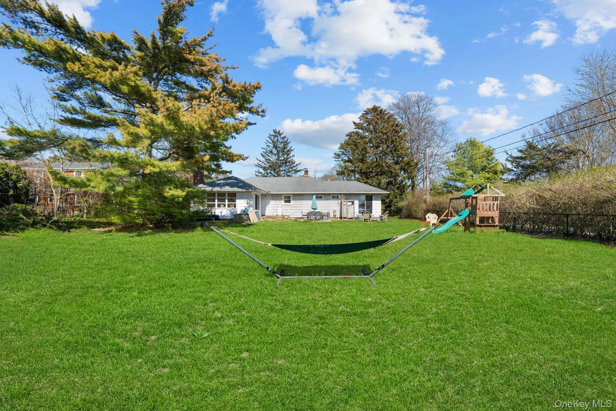84 Evergreen Avenue, Brookhaven, NY, 3 Bedrooms Bedrooms, 7 Rooms Rooms,2 BathroomsBathrooms,Residential,For Rent,Evergreen,0,KEY1018363 84 Evergreen Avenue, Brookhaven, NY, 3 Bedrooms Bedrooms, 7 Rooms Rooms,2 BathroomsBathrooms,Residential,For Rent,Evergreen,0,KEY1018363