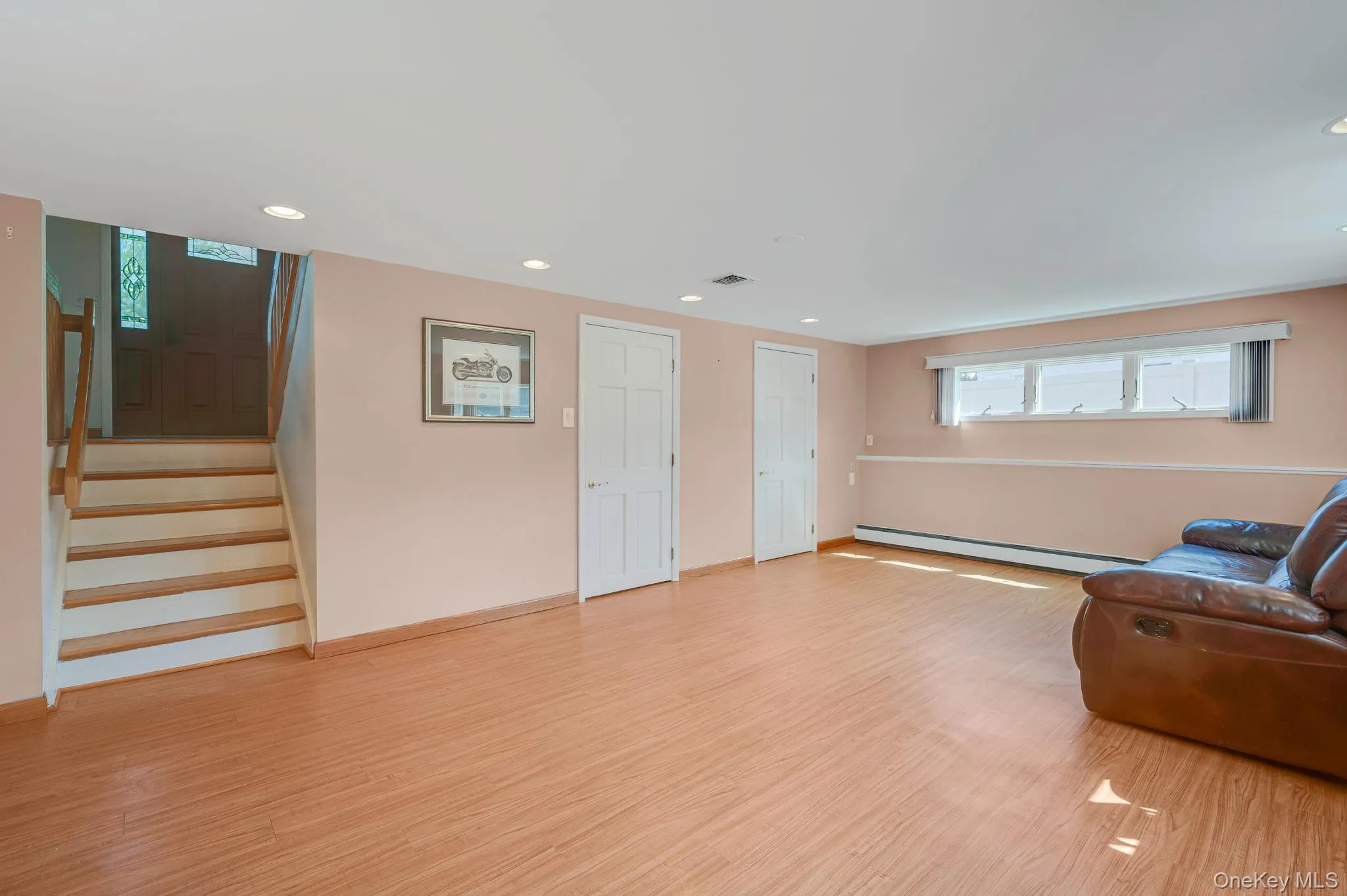 158 Saint Nicholas Avenue, Smithtown, NY, 3 Bedrooms Bedrooms, 8 Rooms Rooms,2 BathroomsBathrooms,Residential,For Rent,Saint Nicholas,0,KEY1018369 158 Saint Nicholas Avenue, Smithtown, NY, 3 Bedrooms Bedrooms, 8 Rooms Rooms,2 BathroomsBathrooms,Residential,For Rent,Saint Nicholas,0,KEY1018369