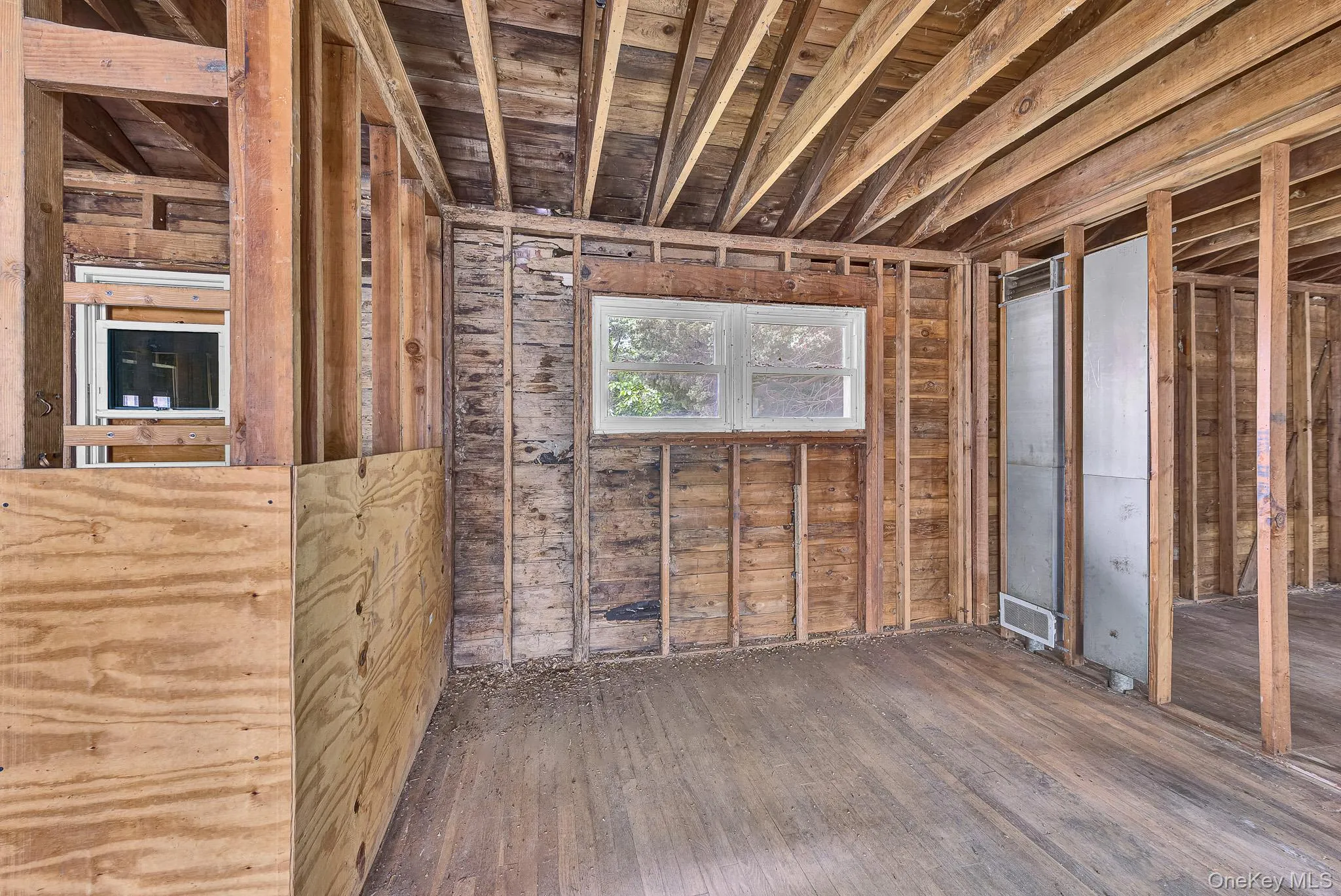 39 3rd Avenue, North Hempstead, NY, 3 Bedrooms Bedrooms, 6 Rooms Rooms,1 BathroomBathrooms,Residential,For Rent,3rd,0,1018370 39 3rd Avenue, North Hempstead, NY, 3 Bedrooms Bedrooms, 6 Rooms Rooms,1 BathroomBathrooms,Residential,For Rent,3rd,0,1018370