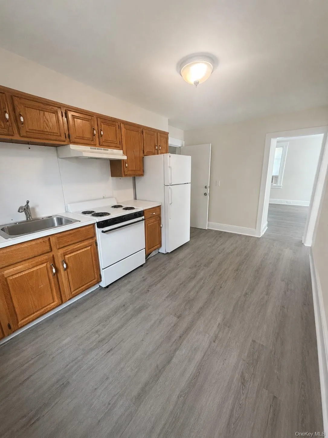 243 Glenville Road, Greenwich, CT, 1 Bedroom Bedrooms, 4 Rooms Rooms,1 BathroomBathrooms,Residential Lease,For Rent,Glenville,0,1018373 243 Glenville Road, Greenwich, CT, 1 Bedroom Bedrooms, 4 Rooms Rooms,1 BathroomBathrooms,Residential Lease,For Rent,Glenville,0,1018373
