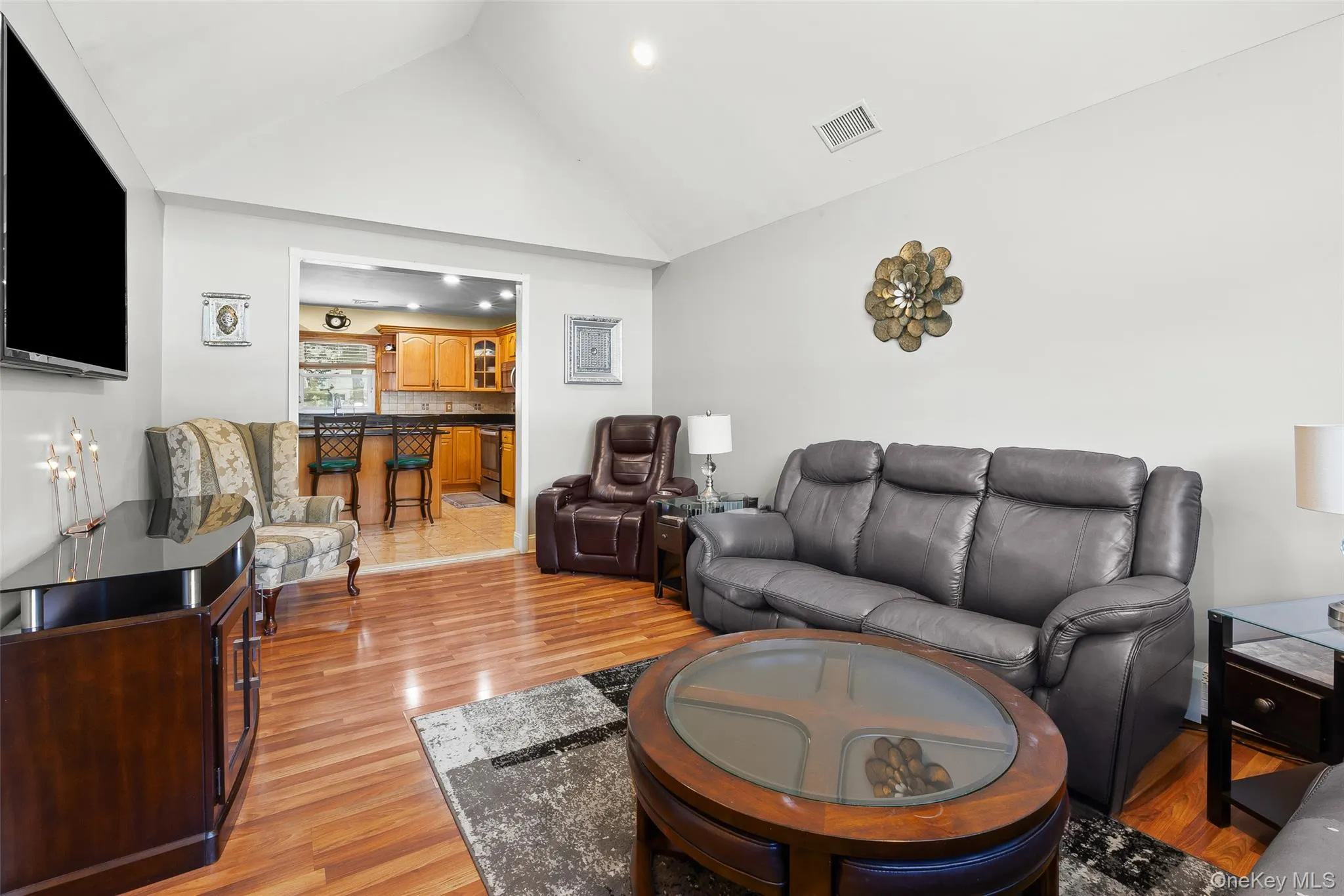 106 Chanel Drive, Brookhaven, NY, 4 Bedrooms Bedrooms, 10 Rooms Rooms,3 BathroomsBathrooms,Residential,For Rent,Chanel,0,1018374 106 Chanel Drive, Brookhaven, NY, 4 Bedrooms Bedrooms, 10 Rooms Rooms,3 BathroomsBathrooms,Residential,For Rent,Chanel,0,1018374