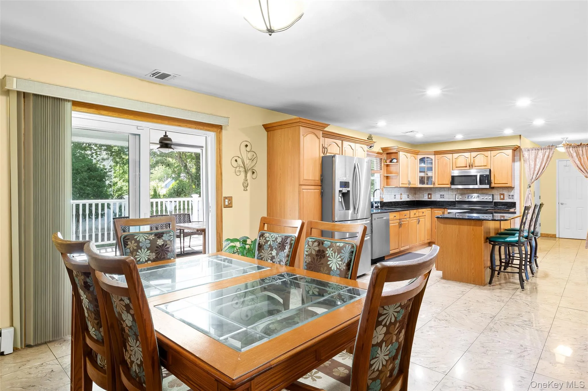 106 Chanel Drive, Brookhaven, NY, 4 Bedrooms Bedrooms, 10 Rooms Rooms,3 BathroomsBathrooms,Residential,For Rent,Chanel,0,1018374 106 Chanel Drive, Brookhaven, NY, 4 Bedrooms Bedrooms, 10 Rooms Rooms,3 BathroomsBathrooms,Residential,For Rent,Chanel,0,1018374