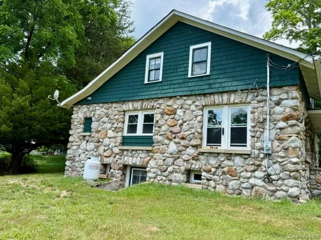 623 Walker Valley Road, Mamakating, NY, 2 Bedrooms Bedrooms, 5 Rooms Rooms,1 BathroomBathrooms,Residential,For Rent,Walker Valley,0,KEY1018377 623 Walker Valley Road, Mamakating, NY, 2 Bedrooms Bedrooms, 5 Rooms Rooms,1 BathroomBathrooms,Residential,For Rent,Walker Valley,0,KEY1018377