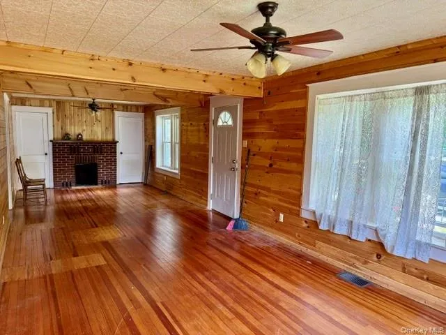623 Walker Valley Road, Mamakating, NY, 2 Bedrooms Bedrooms, 5 Rooms Rooms,1 BathroomBathrooms,Residential,For Rent,Walker Valley,0,KEY1018377 623 Walker Valley Road, Mamakating, NY, 2 Bedrooms Bedrooms, 5 Rooms Rooms,1 BathroomBathrooms,Residential,For Rent,Walker Valley,0,KEY1018377