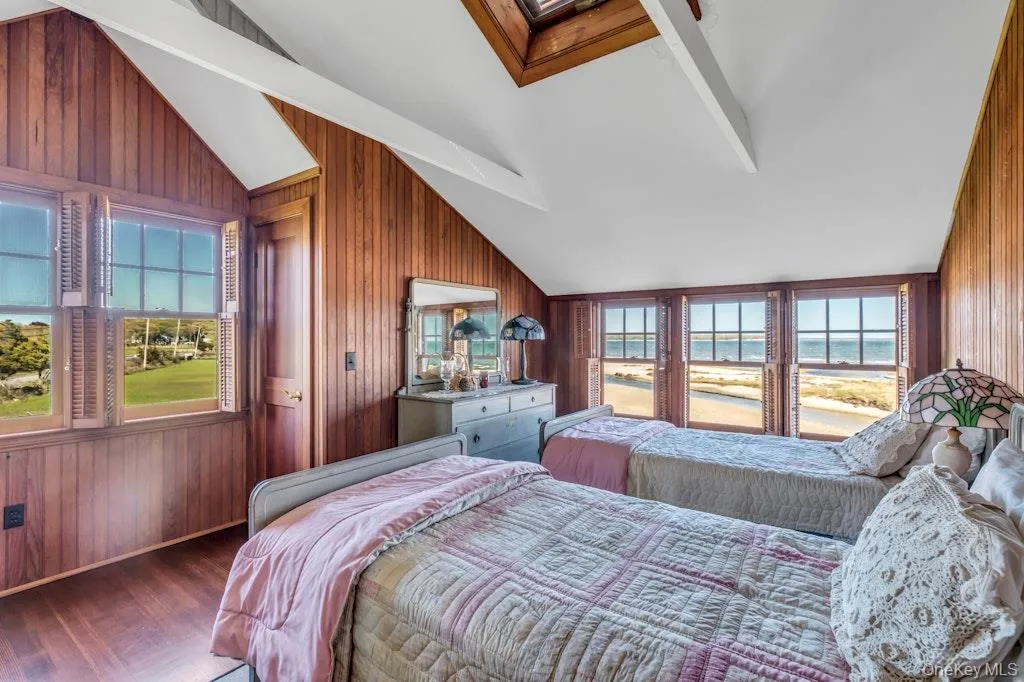 10450 New Suffolk Avenue, Southold, NY, 4 Bedrooms Bedrooms, 9 Rooms Rooms,3 BathroomsBathrooms,Residential Lease,For Rent,New Suffolk,0,1018386 10450 New Suffolk Avenue, Southold, NY, 4 Bedrooms Bedrooms, 9 Rooms Rooms,3 BathroomsBathrooms,Residential Lease,For Rent,New Suffolk,0,1018386