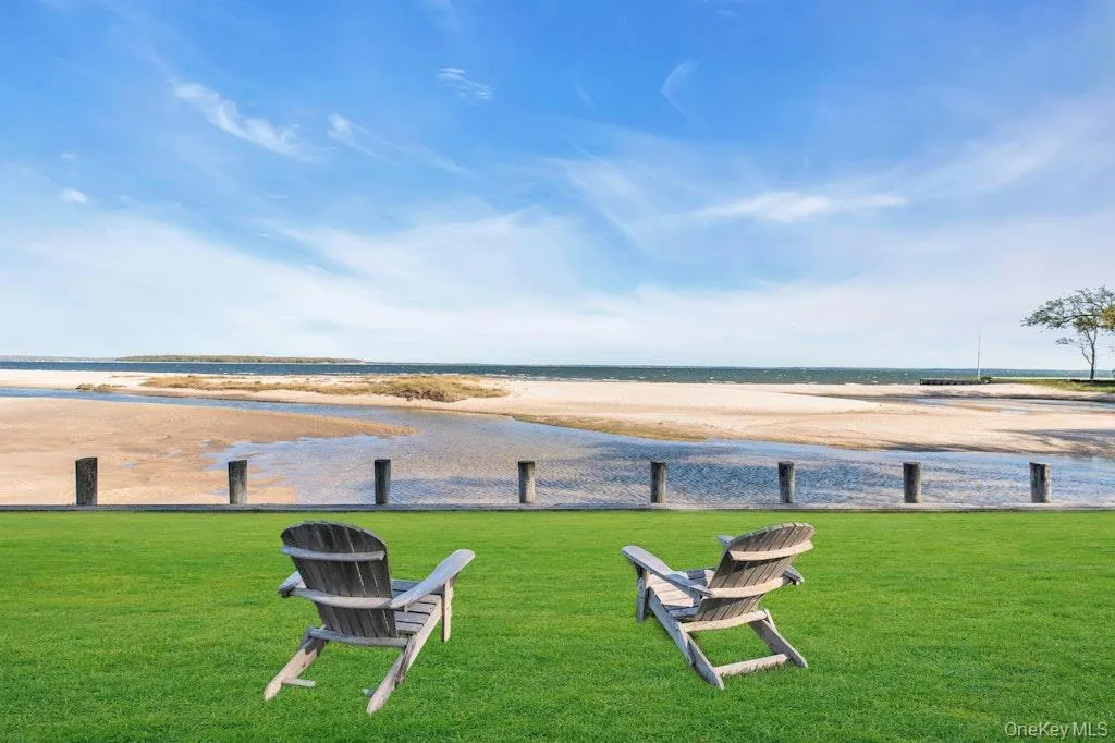 10450 New Suffolk Avenue, Southold, NY, 4 Bedrooms Bedrooms, 9 Rooms Rooms,3 BathroomsBathrooms,Residential Lease,For Rent,New Suffolk,0,1018386 10450 New Suffolk Avenue, Southold, NY, 4 Bedrooms Bedrooms, 9 Rooms Rooms,3 BathroomsBathrooms,Residential Lease,For Rent,New Suffolk,0,1018386