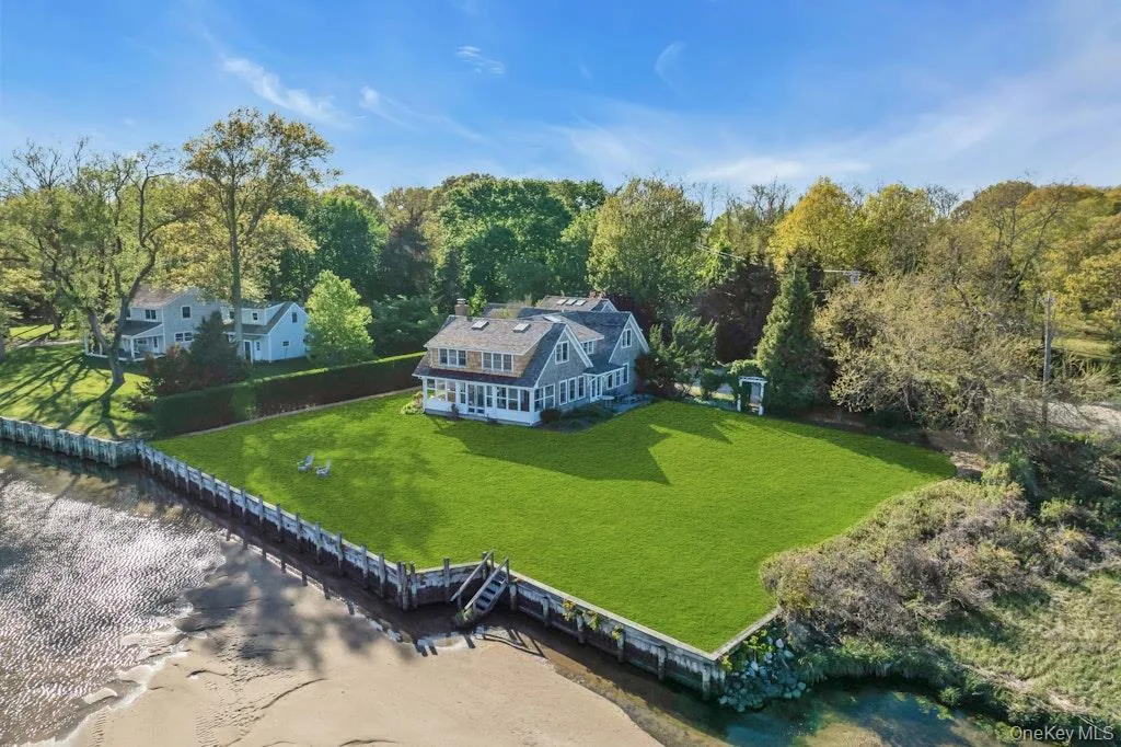 10450 New Suffolk Avenue, Southold, NY, 4 Bedrooms Bedrooms, 9 Rooms Rooms,3 BathroomsBathrooms,Residential Lease,For Rent,New Suffolk,0,1018386 10450 New Suffolk Avenue, Southold, NY, 4 Bedrooms Bedrooms, 9 Rooms Rooms,3 BathroomsBathrooms,Residential Lease,For Rent,New Suffolk,0,1018386