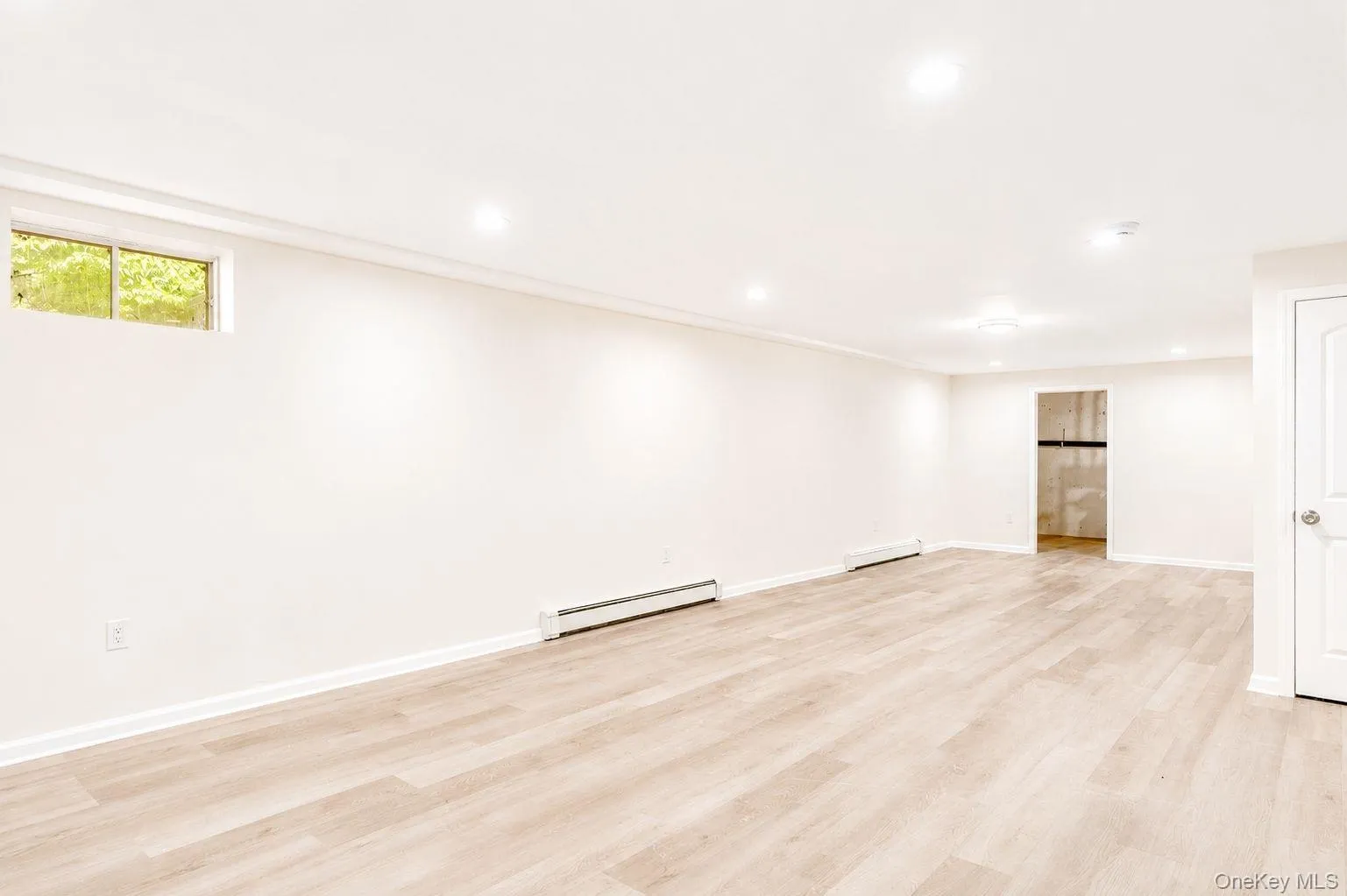 138 Half Moon Road, Lloyd, NY, 4 Bedrooms Bedrooms, 11 Rooms Rooms,3 BathroomsBathrooms,Residential,For Rent,Half Moon,0,KEY1018388 138 Half Moon Road, Lloyd, NY, 4 Bedrooms Bedrooms, 11 Rooms Rooms,3 BathroomsBathrooms,Residential,For Rent,Half Moon,0,KEY1018388