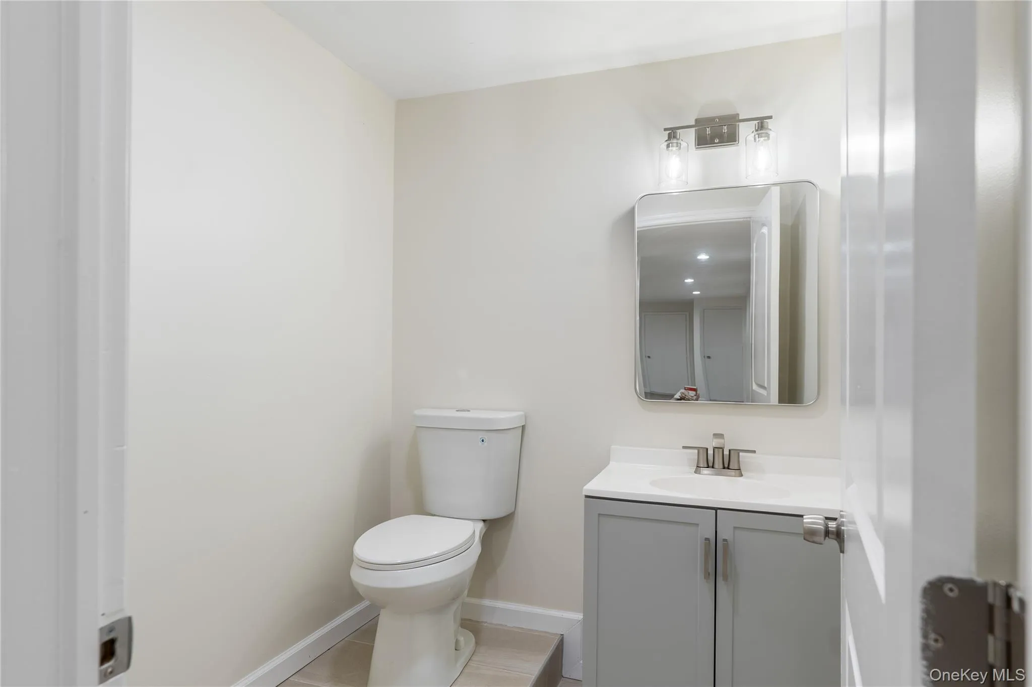 138 Half Moon Road, Lloyd, NY, 4 Bedrooms Bedrooms, 11 Rooms Rooms,3 BathroomsBathrooms,Residential,For Rent,Half Moon,0,KEY1018388 138 Half Moon Road, Lloyd, NY, 4 Bedrooms Bedrooms, 11 Rooms Rooms,3 BathroomsBathrooms,Residential,For Rent,Half Moon,0,KEY1018388