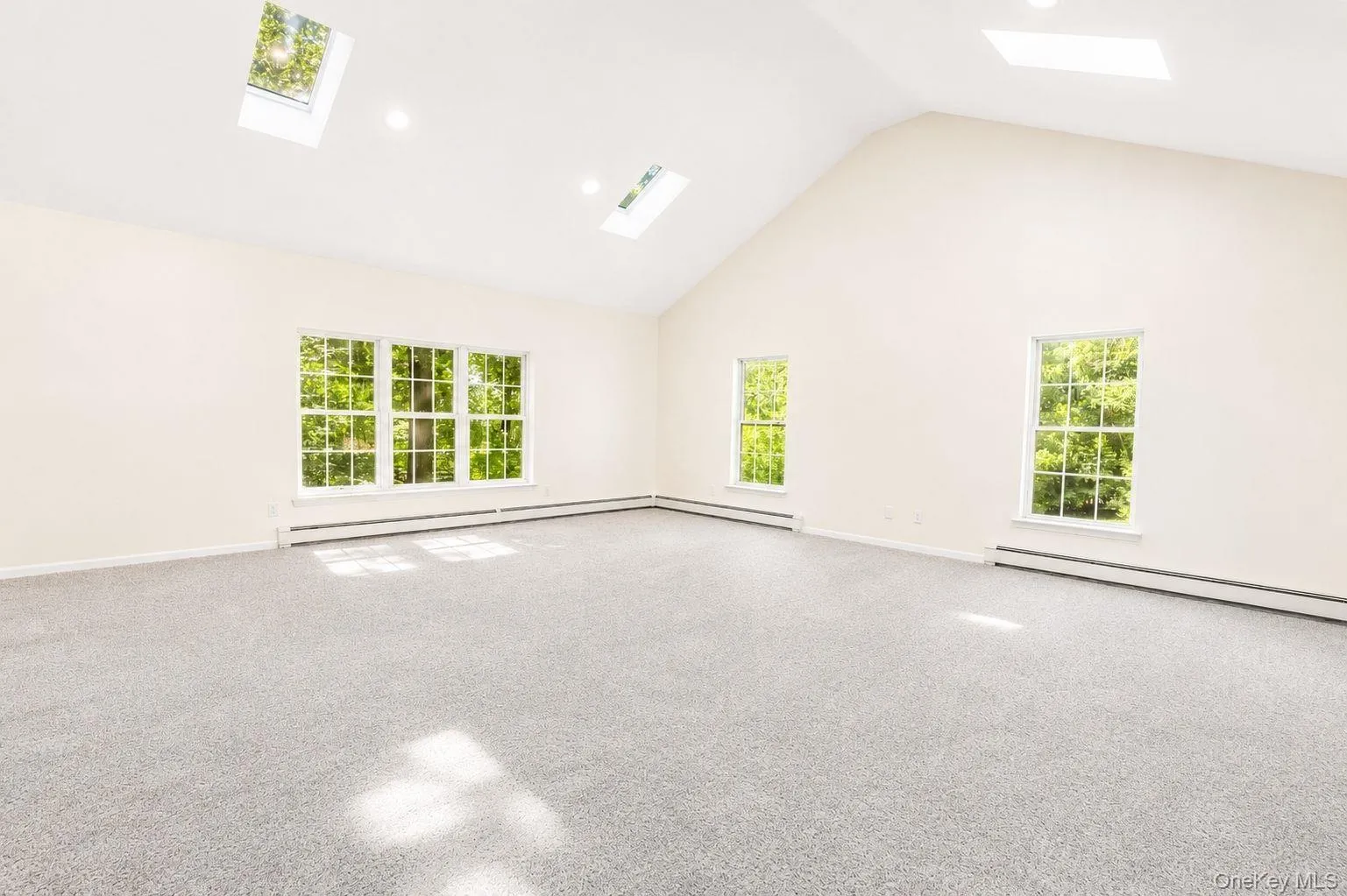 138 Half Moon Road, Lloyd, NY, 4 Bedrooms Bedrooms, 11 Rooms Rooms,3 BathroomsBathrooms,Residential,For Rent,Half Moon,0,KEY1018388 138 Half Moon Road, Lloyd, NY, 4 Bedrooms Bedrooms, 11 Rooms Rooms,3 BathroomsBathrooms,Residential,For Rent,Half Moon,0,KEY1018388