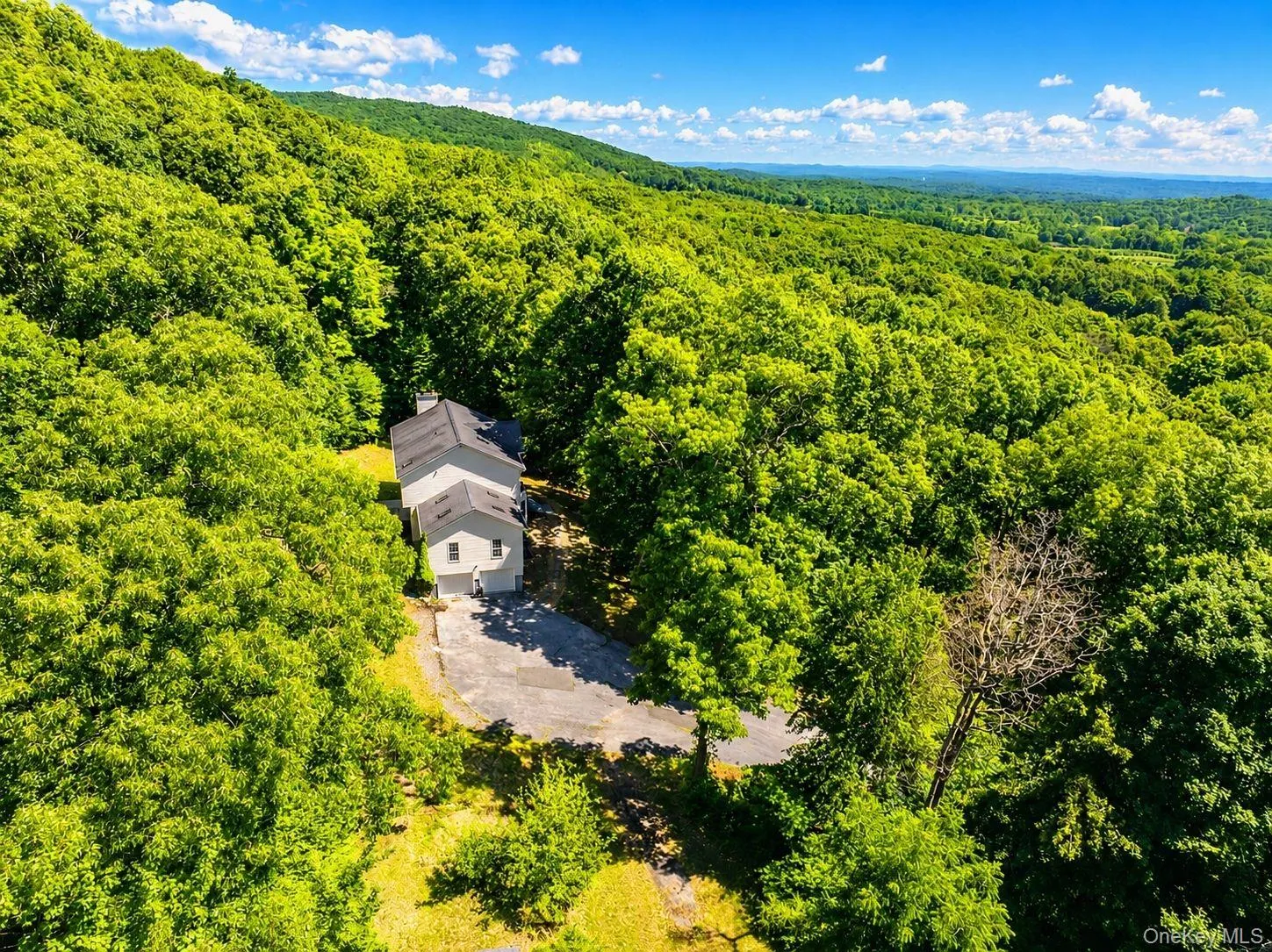 138 Half Moon Road, Lloyd, NY, 4 Bedrooms Bedrooms, 11 Rooms Rooms,3 BathroomsBathrooms,Residential,For Rent,Half Moon,0,KEY1018388 138 Half Moon Road, Lloyd, NY, 4 Bedrooms Bedrooms, 11 Rooms Rooms,3 BathroomsBathrooms,Residential,For Rent,Half Moon,0,KEY1018388