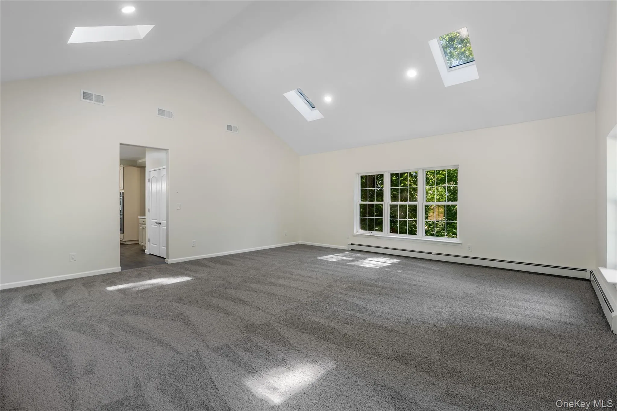138 Half Moon Road, Lloyd, NY, 4 Bedrooms Bedrooms, 11 Rooms Rooms,3 BathroomsBathrooms,Residential,For Rent,Half Moon,0,KEY1018388 138 Half Moon Road, Lloyd, NY, 4 Bedrooms Bedrooms, 11 Rooms Rooms,3 BathroomsBathrooms,Residential,For Rent,Half Moon,0,KEY1018388