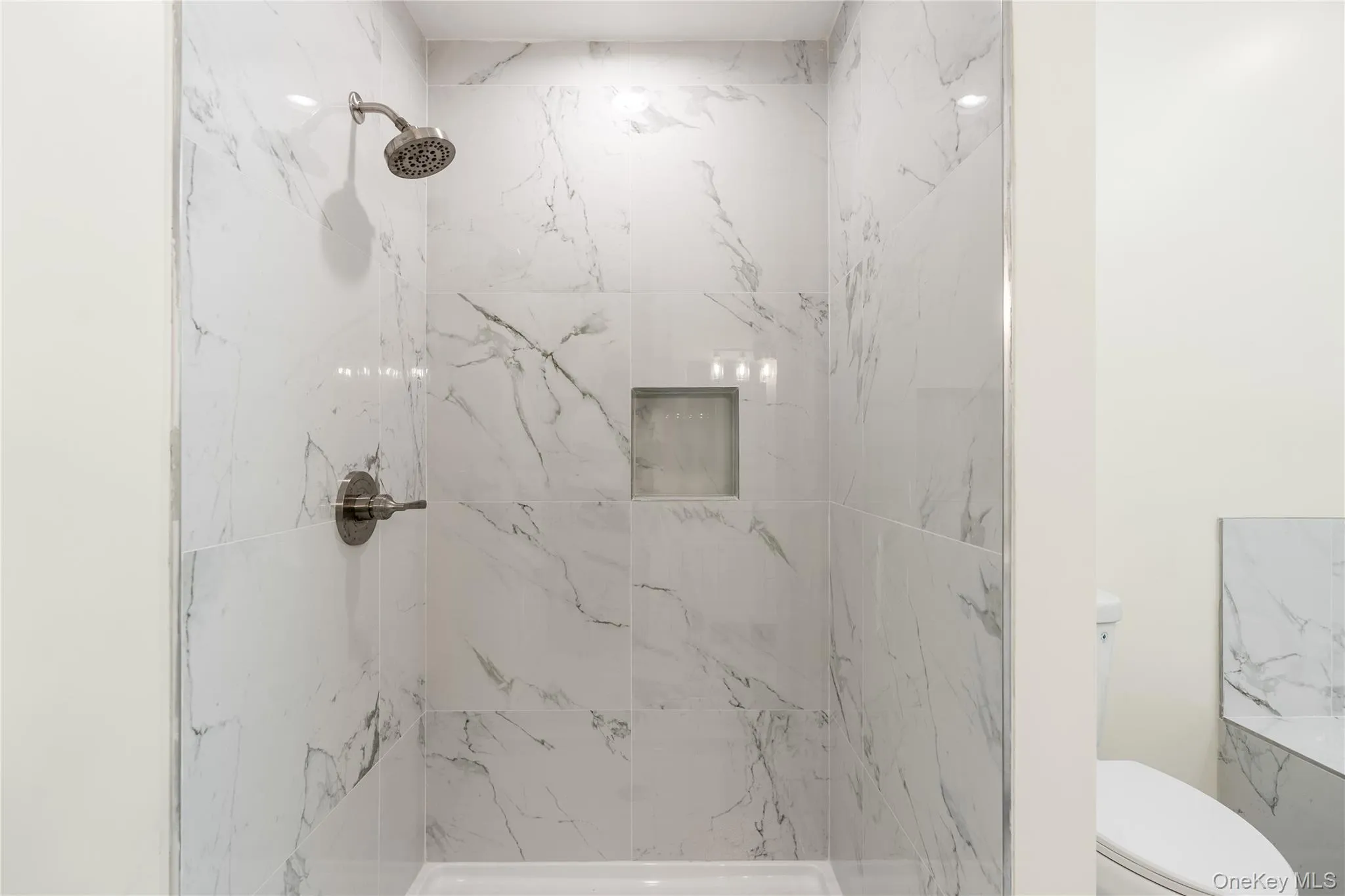 138 Half Moon Road, Lloyd, NY, 4 Bedrooms Bedrooms, 11 Rooms Rooms,3 BathroomsBathrooms,Residential,For Rent,Half Moon,0,KEY1018388 138 Half Moon Road, Lloyd, NY, 4 Bedrooms Bedrooms, 11 Rooms Rooms,3 BathroomsBathrooms,Residential,For Rent,Half Moon,0,KEY1018388