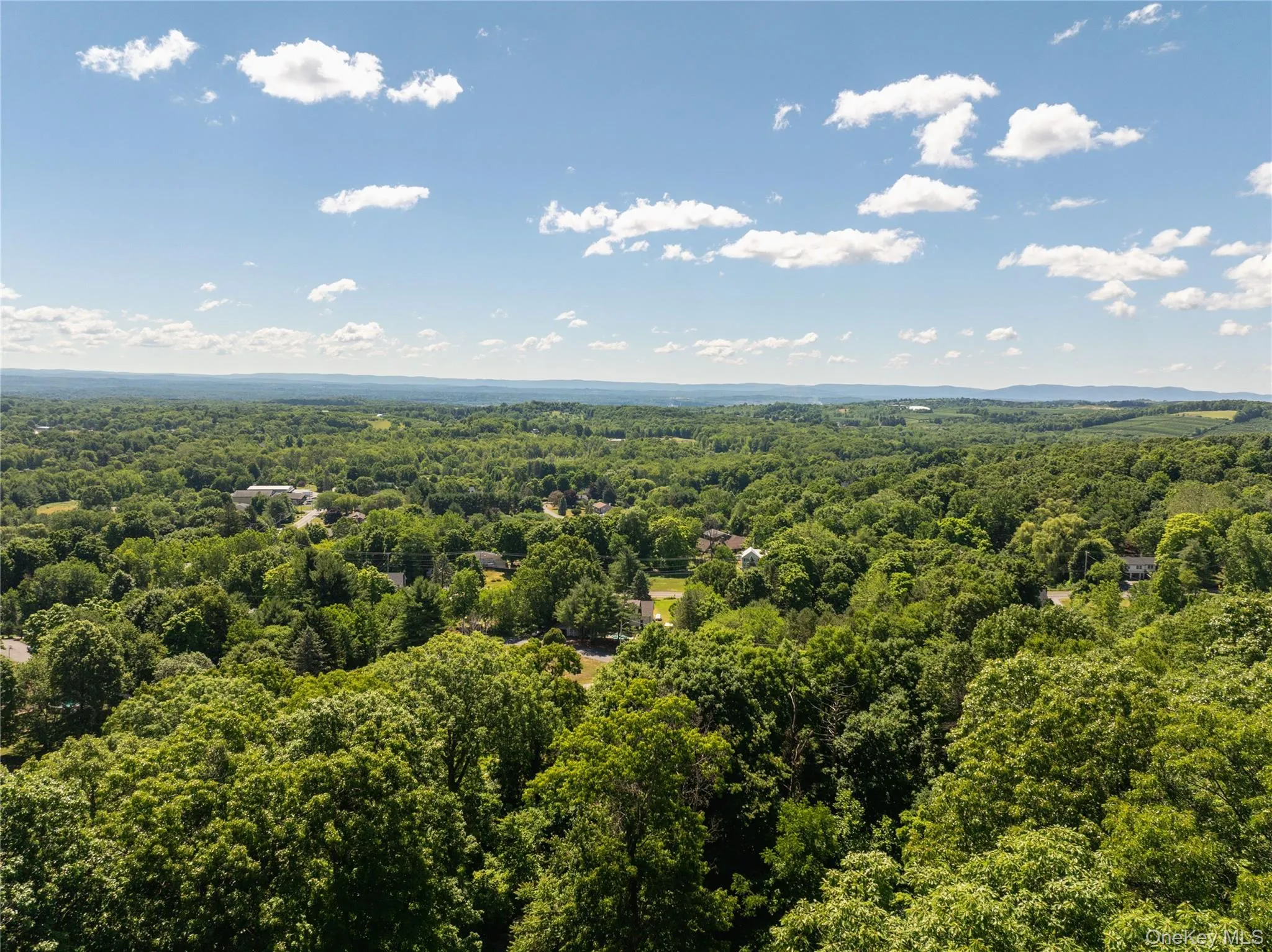 138 Half Moon Road, Lloyd, NY, 4 Bedrooms Bedrooms, 11 Rooms Rooms,3 BathroomsBathrooms,Residential,For Rent,Half Moon,0,KEY1018388 138 Half Moon Road, Lloyd, NY, 4 Bedrooms Bedrooms, 11 Rooms Rooms,3 BathroomsBathrooms,Residential,For Rent,Half Moon,0,KEY1018388